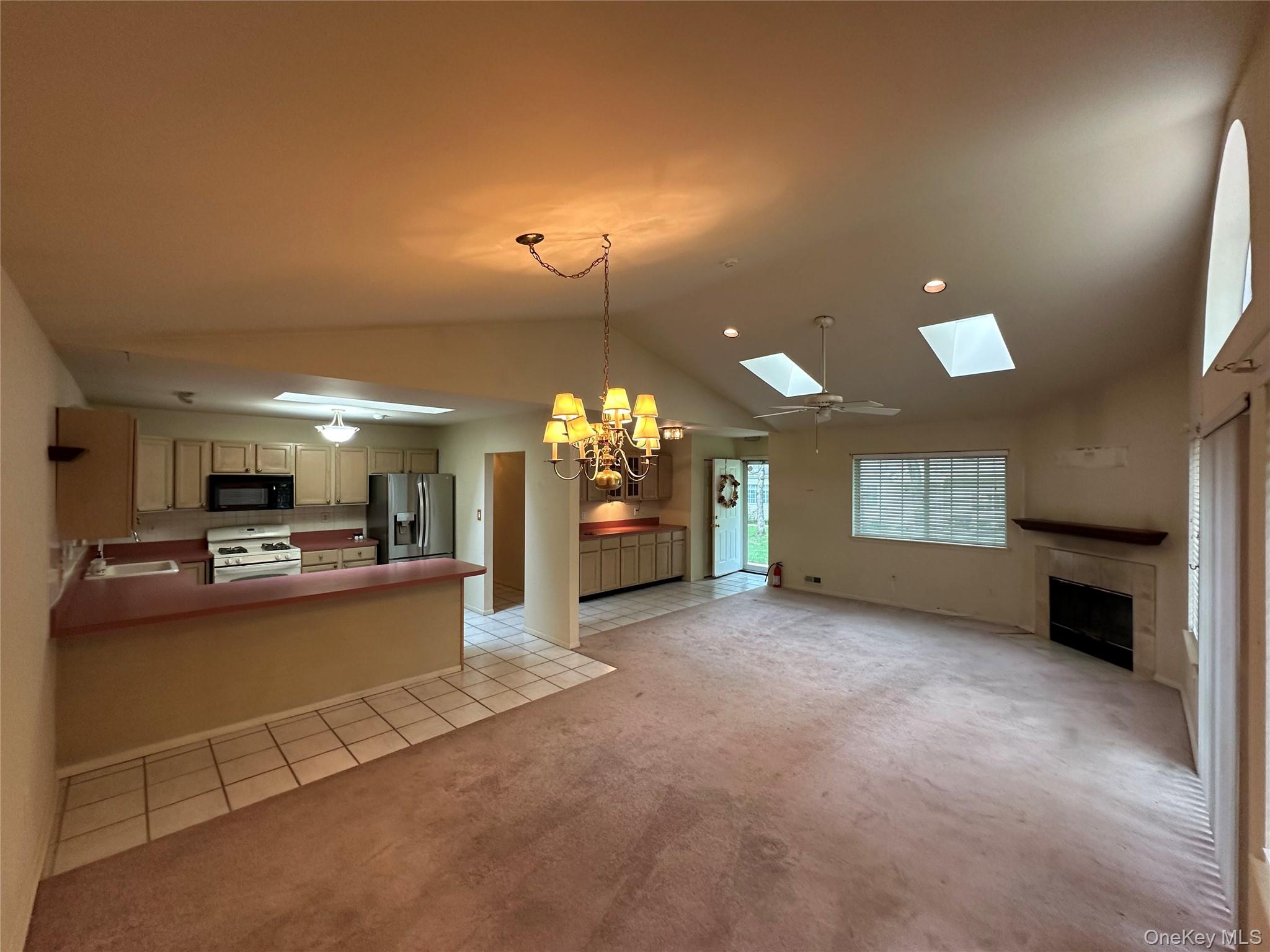 89 Rabbit Run Property Photo 6