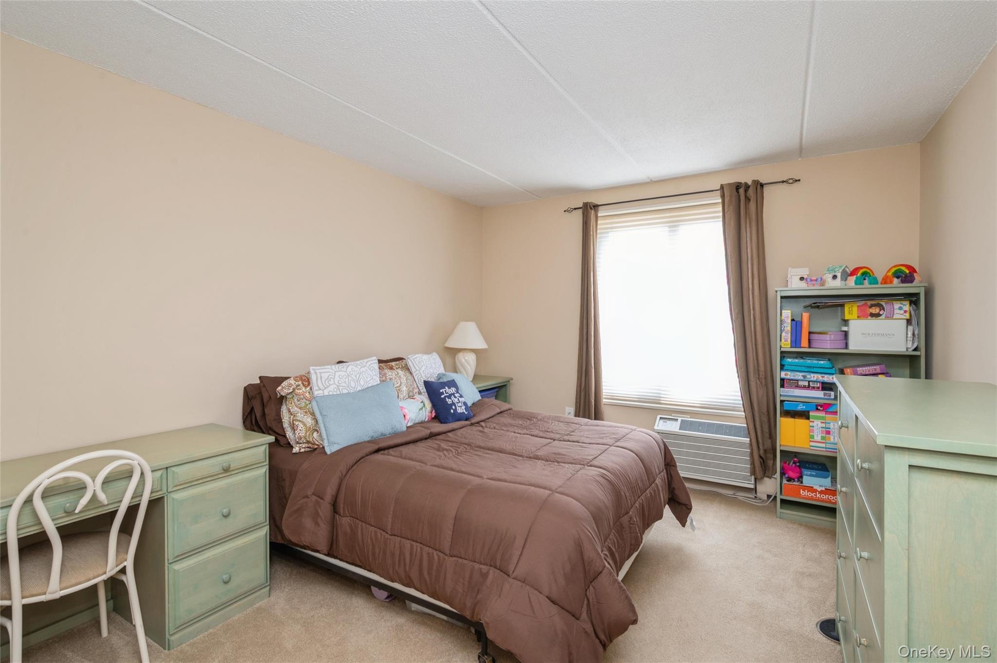135 Post Avenue 4c Property Photo 9