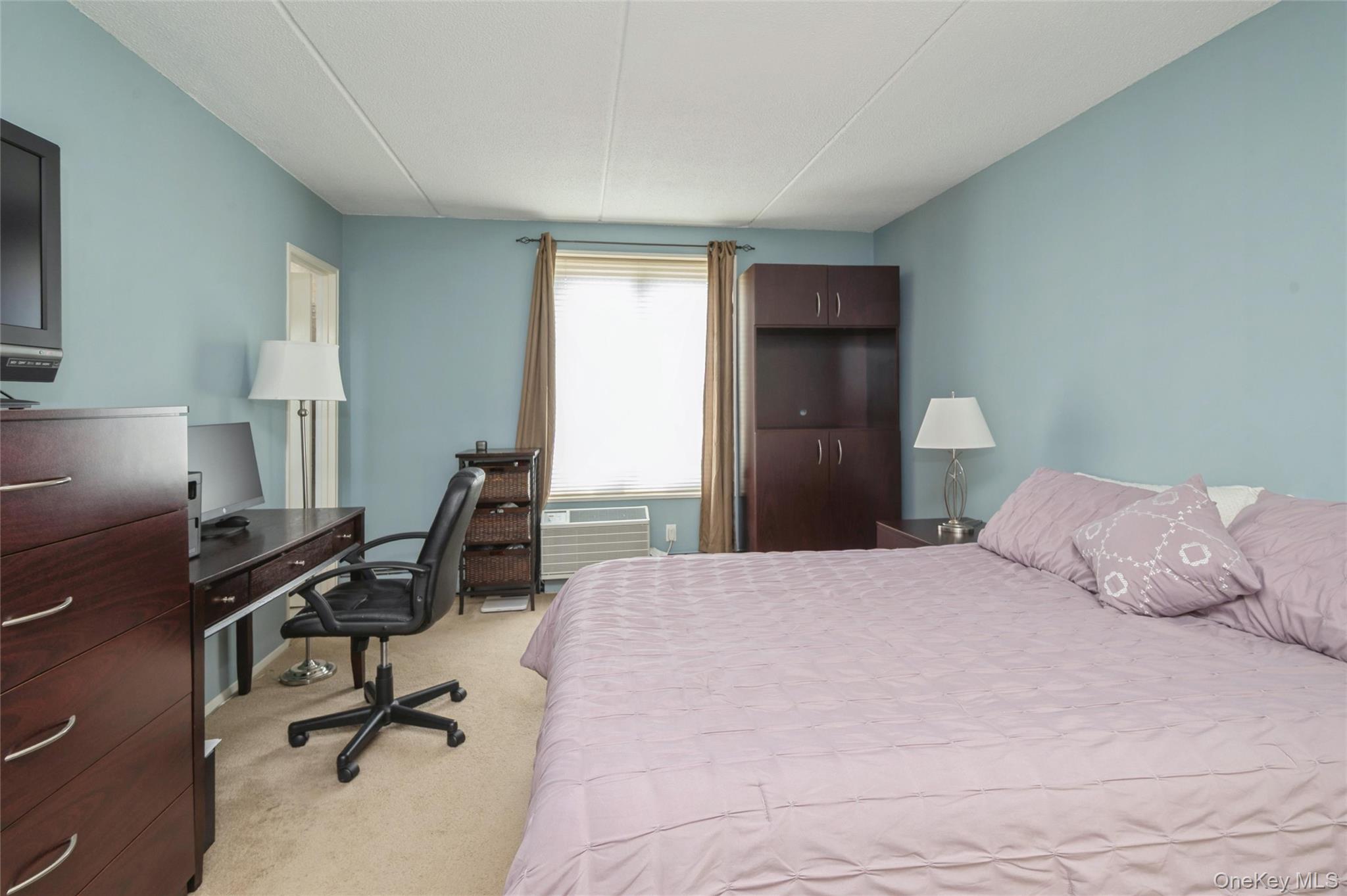 135 Post Avenue 4c Property Photo 11