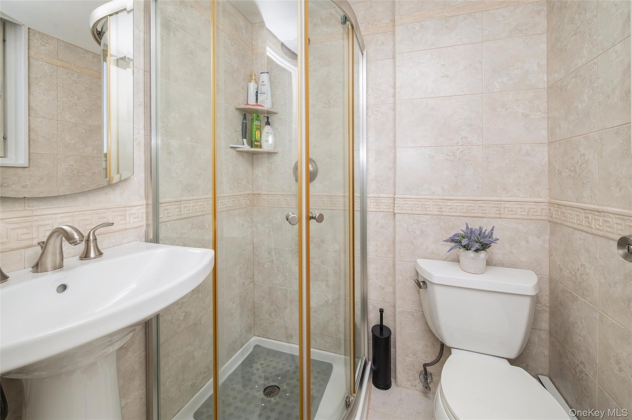 135 Post Avenue 4c Property Photo 15
