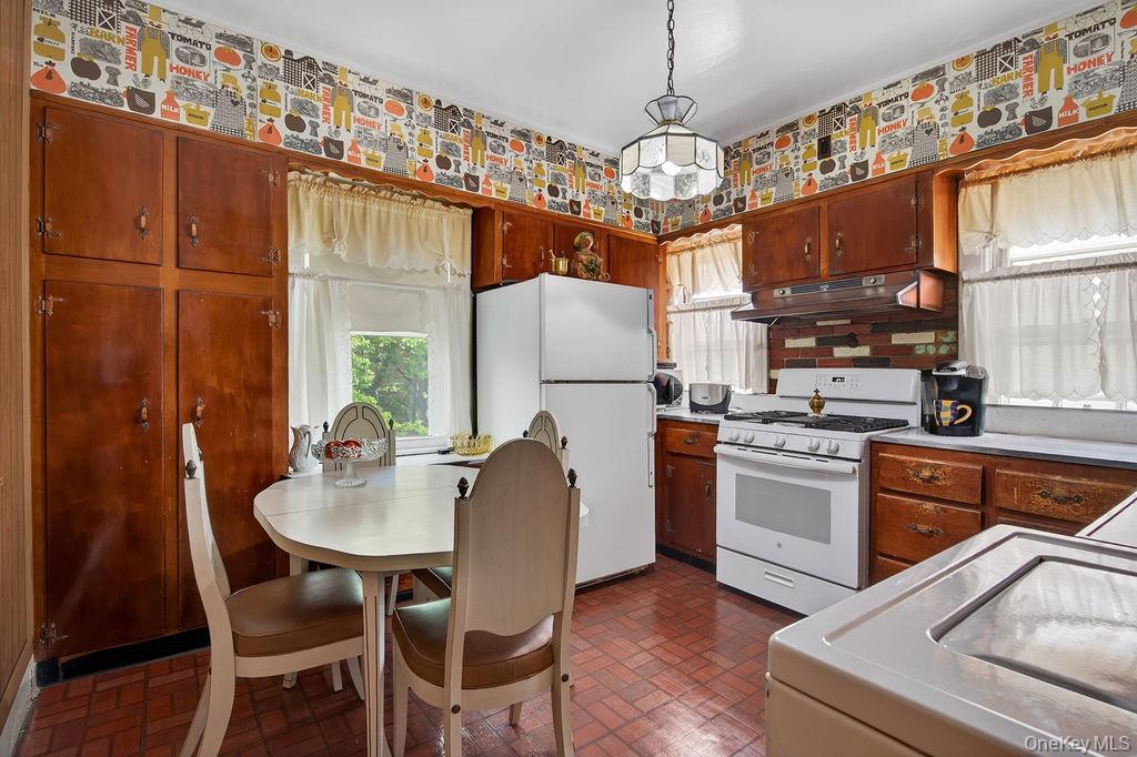 38 Lee Avenue Property Photo 18