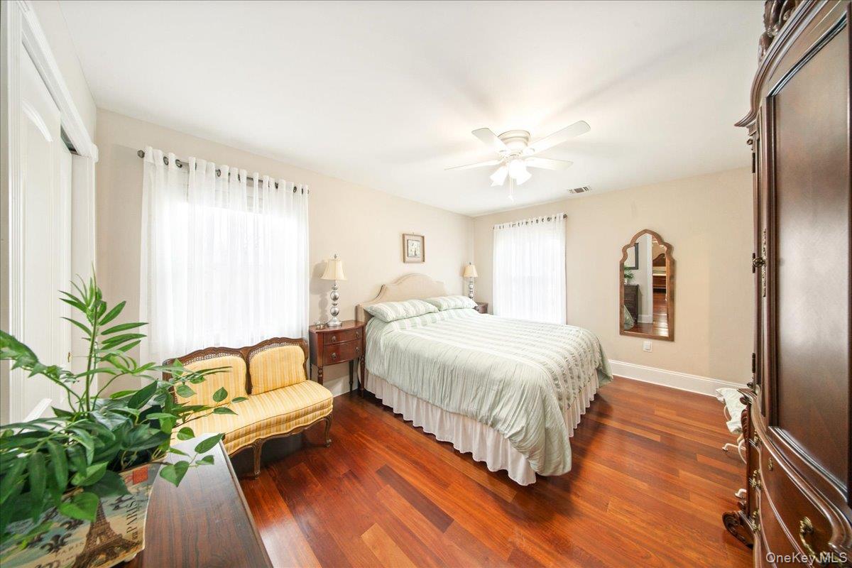 9 Robert Circle Property Photo 13