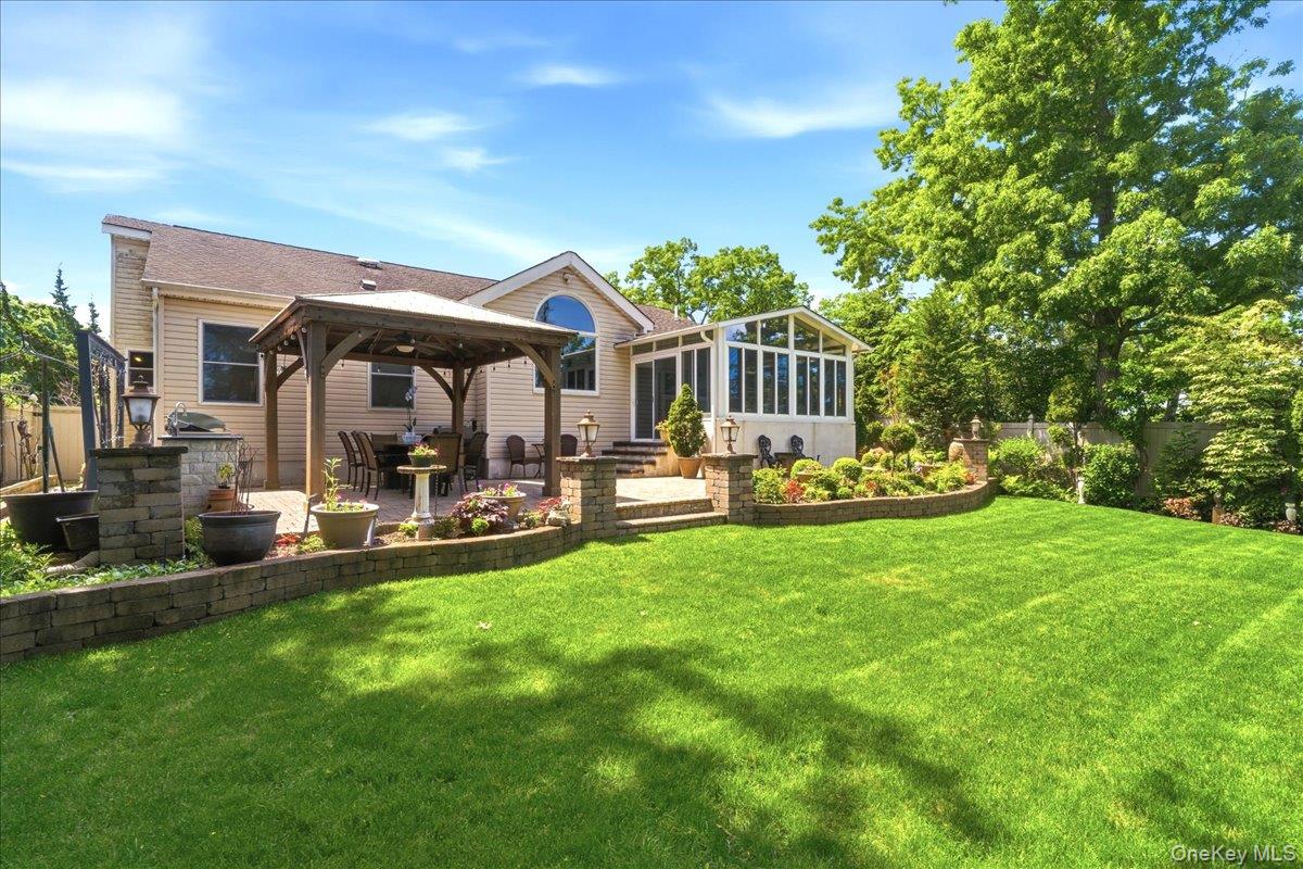 9 Robert Circle Property Photo 24