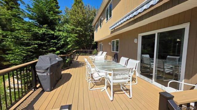 40 Hilltop Road Property Photo 19