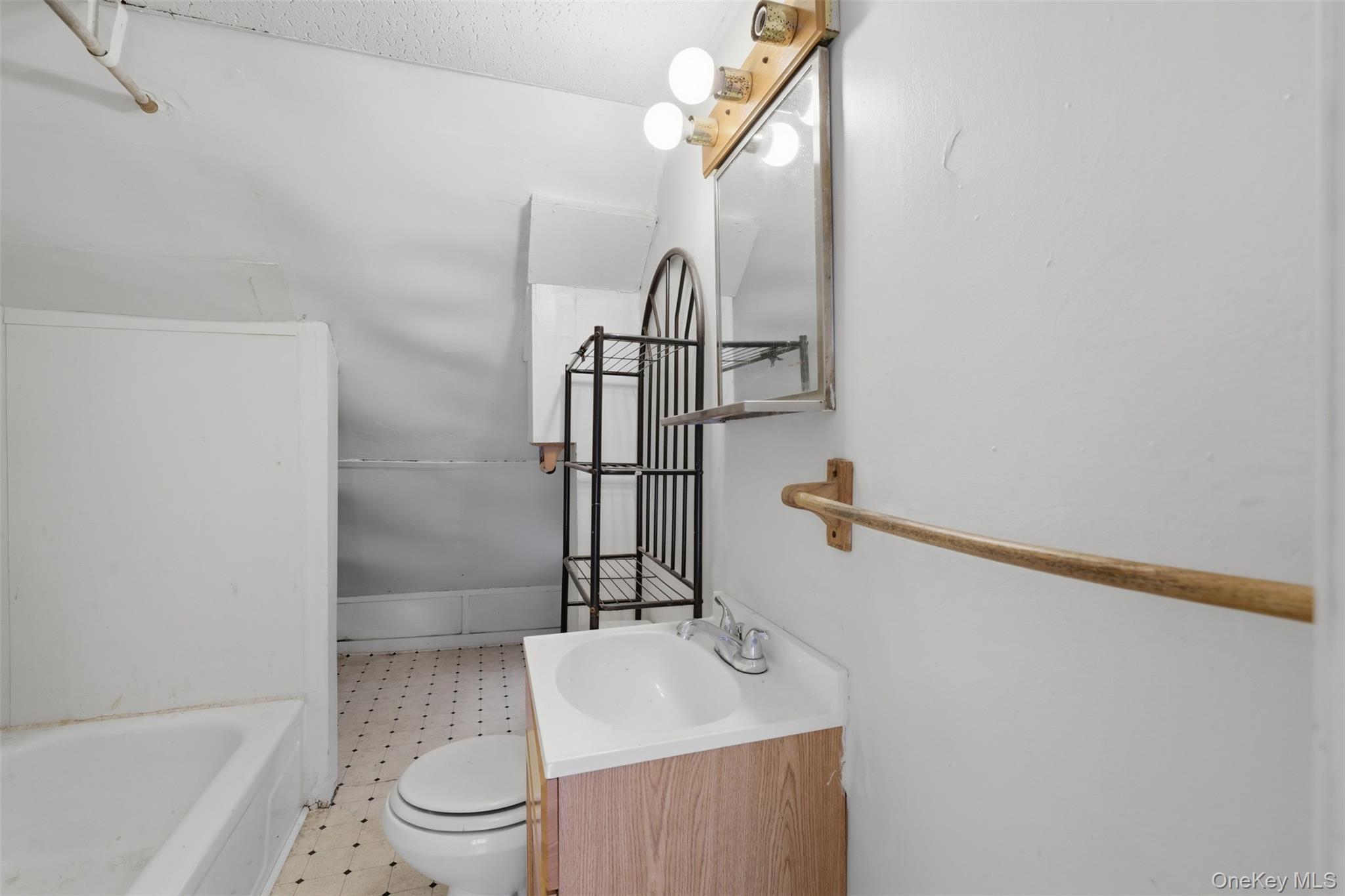 47 Ulster Avenue Property Photo 13
