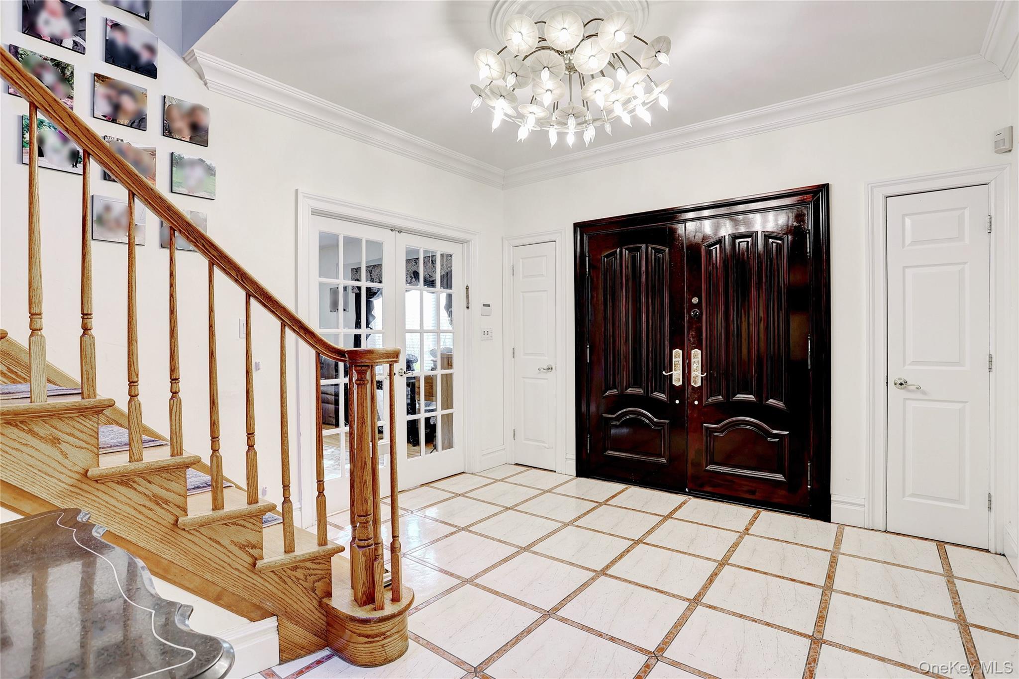 11 Golar Drive Property Photo 3