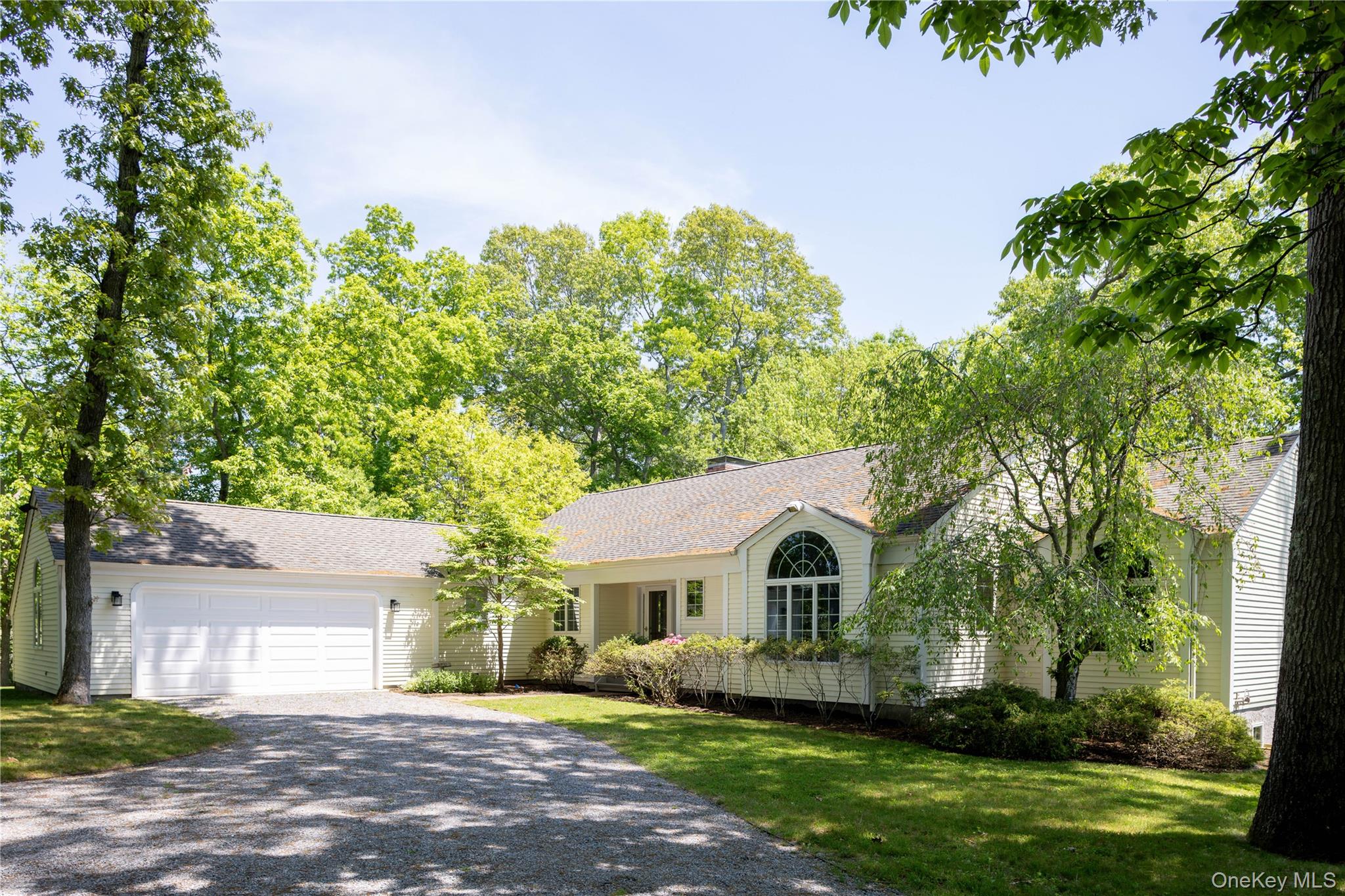 8579 New Suffolk Avenue Property Photo 16