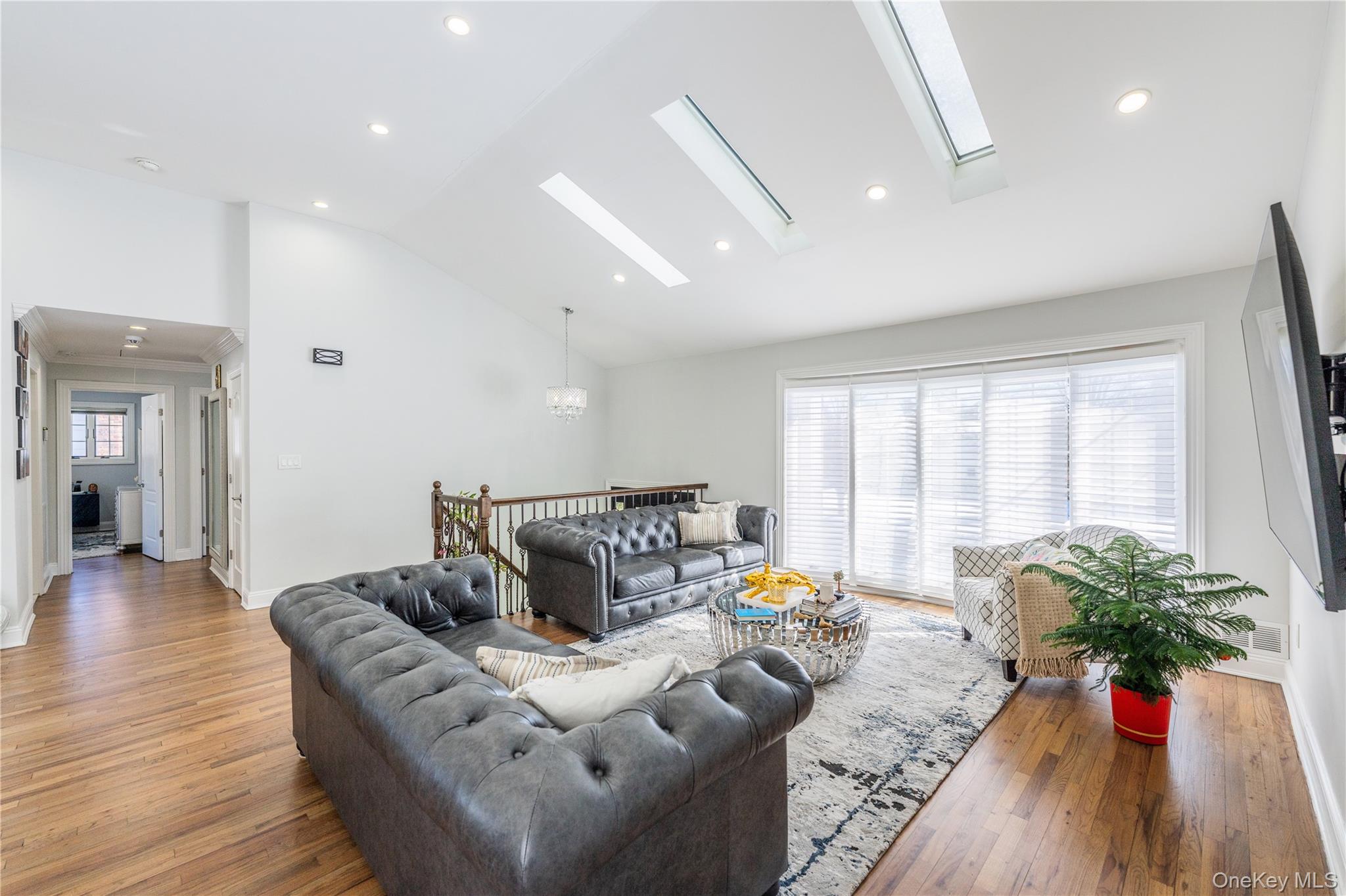7 Dunhill Road Property Photo 3