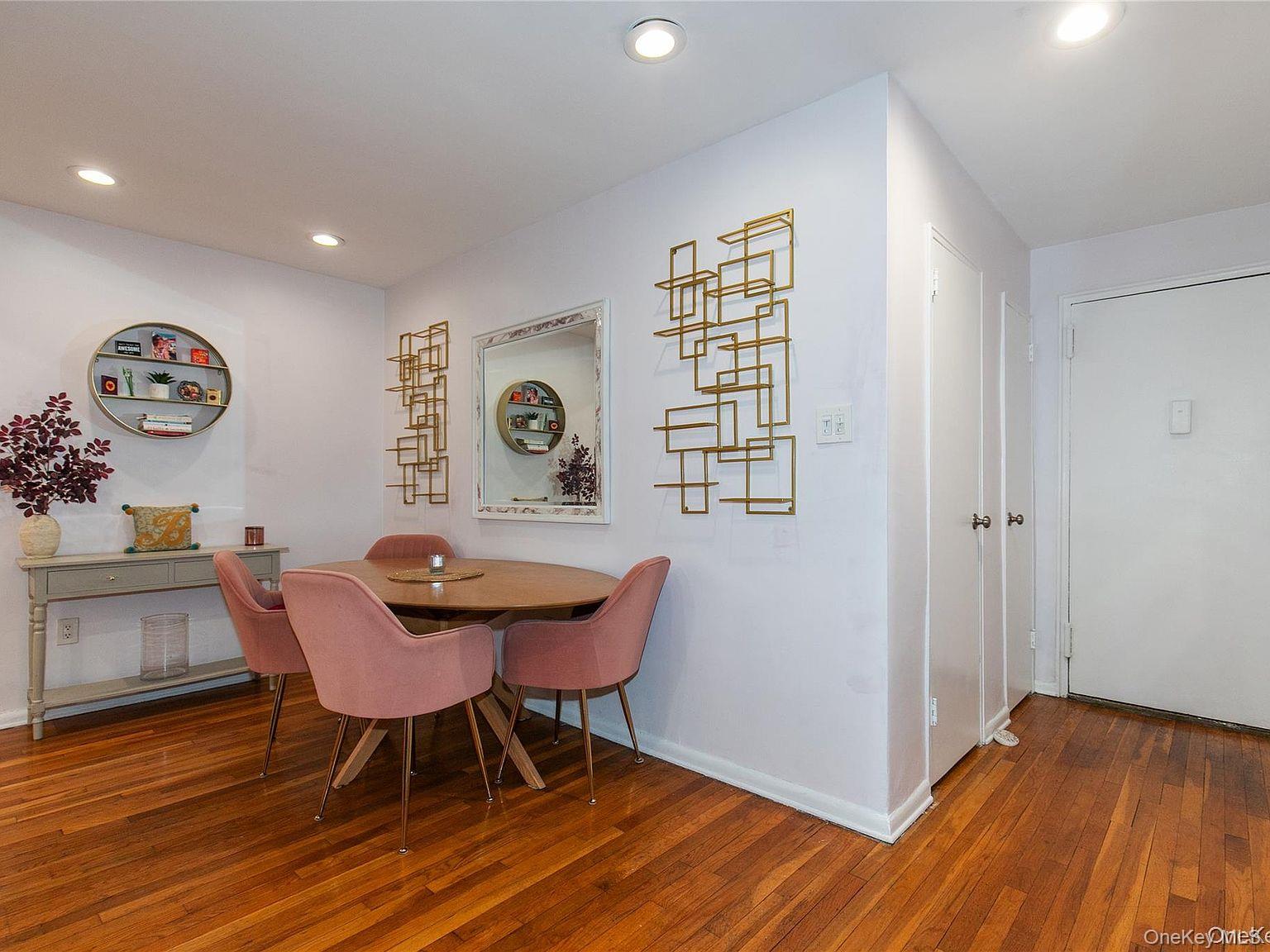 45 Hillpark Avenue 2l Property Photo 4