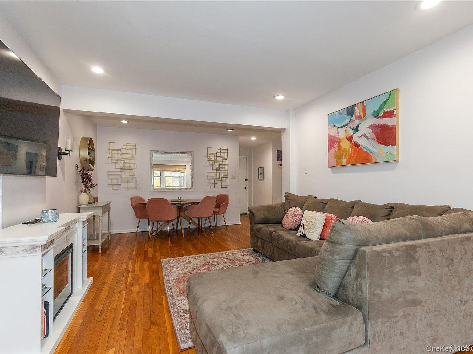 45 Hillpark Avenue 2l Property Photo 7
