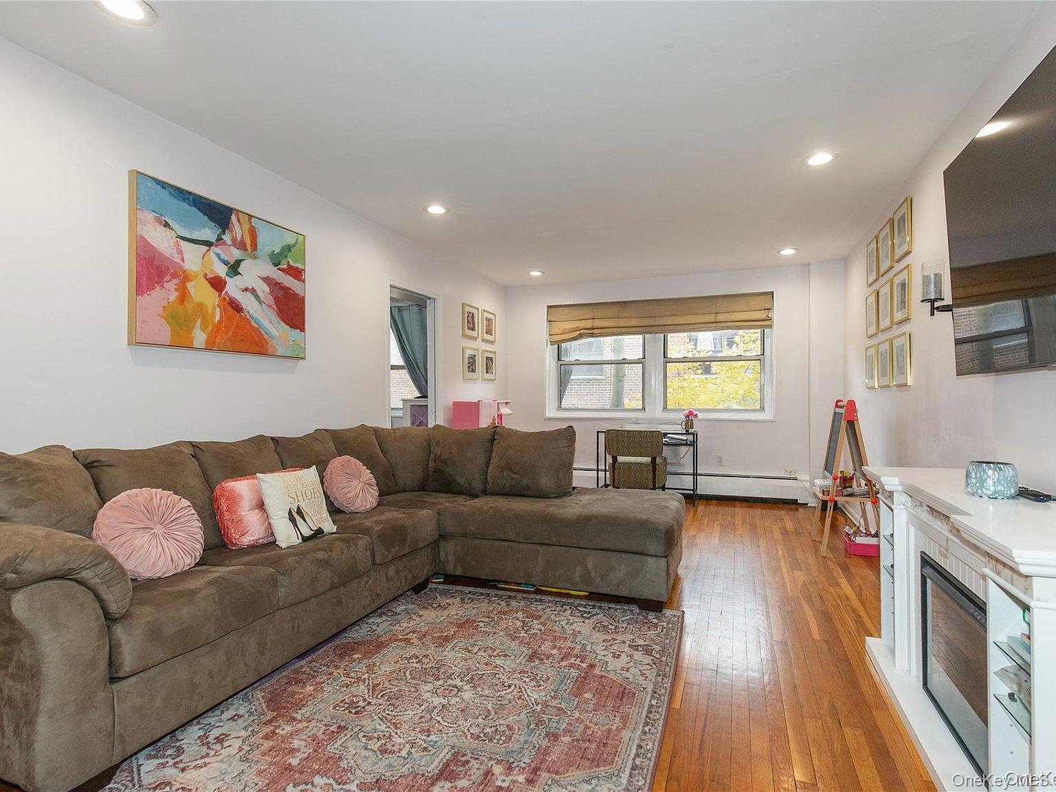 45 Hillpark Avenue 2l Property Photo 8