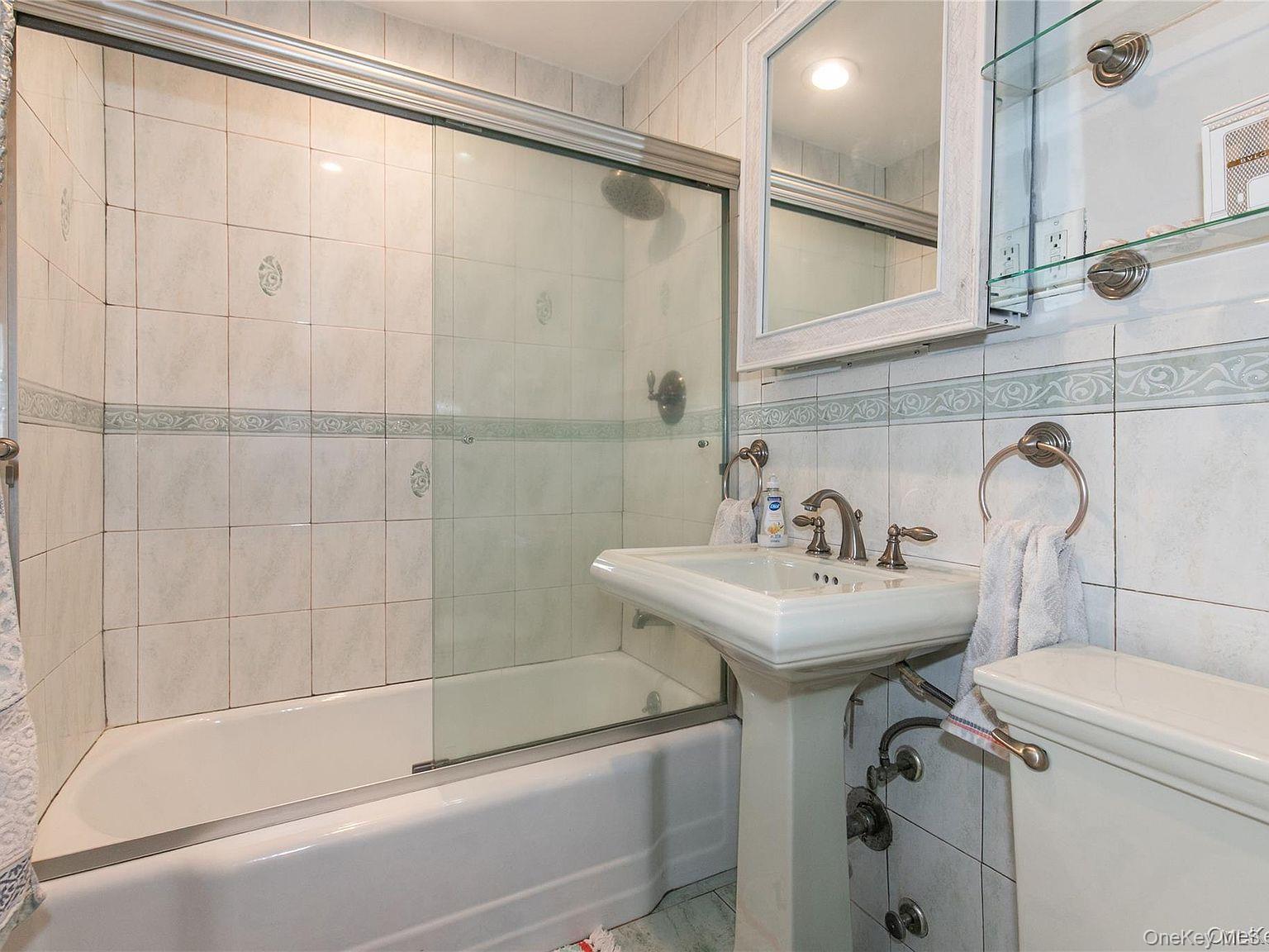 45 Hillpark Avenue 2l Property Photo 15
