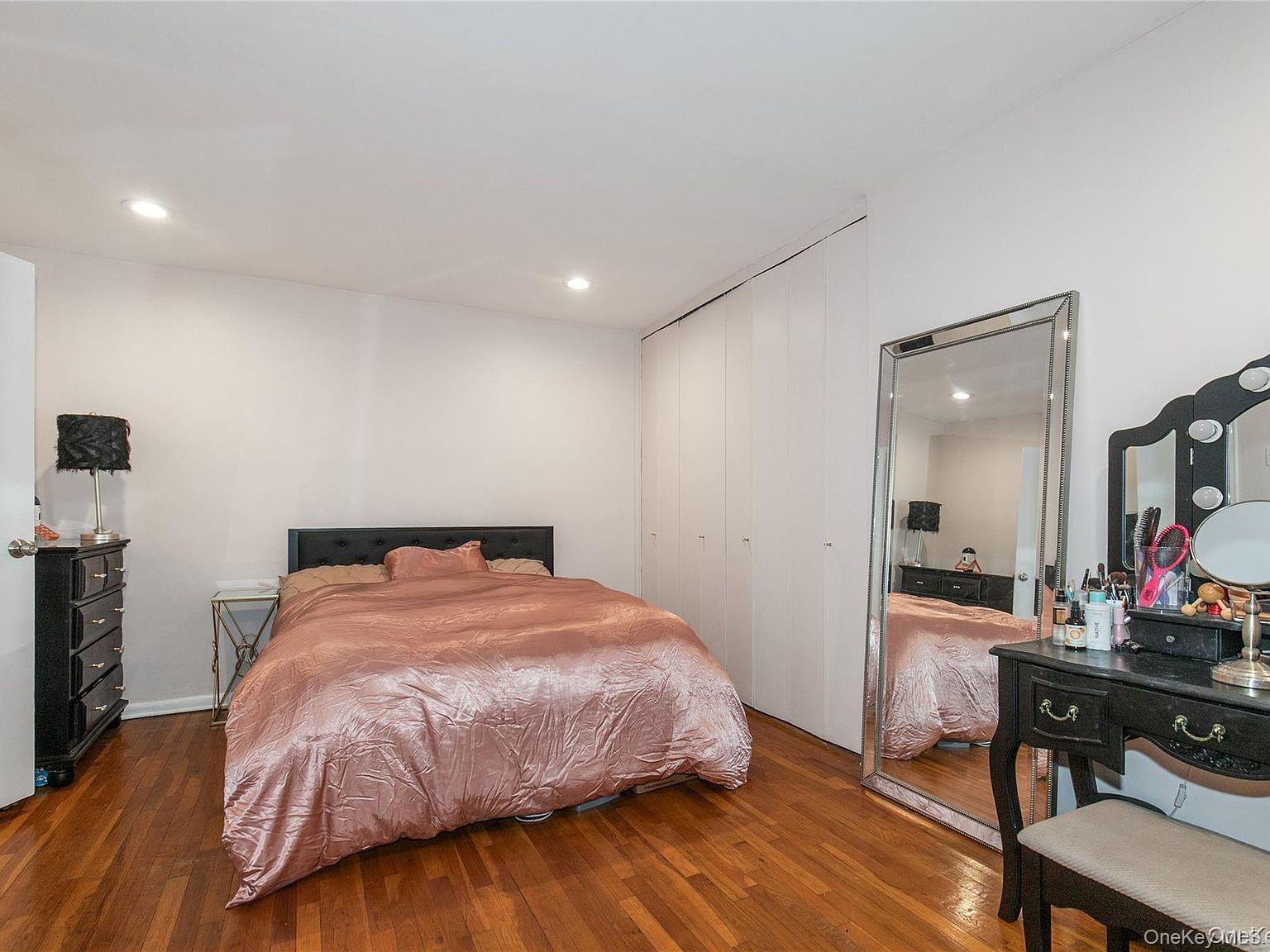 45 Hillpark Avenue 2l Property Photo 16