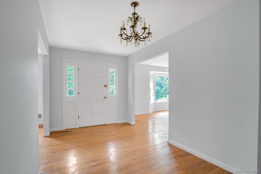6 Birch Grove Drive Property Photo 3