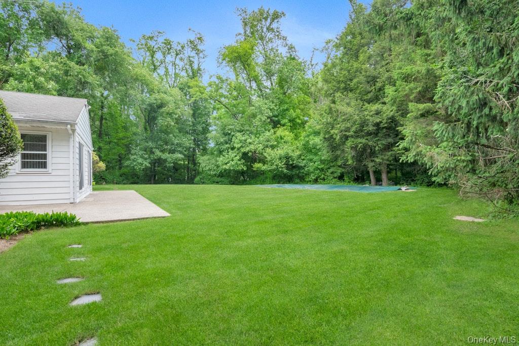 6 Birch Grove Drive Property Photo 10