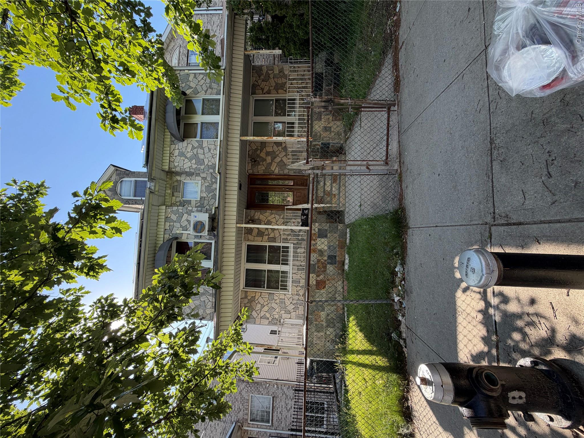 3643 Paulding Avenue Property Photo 1