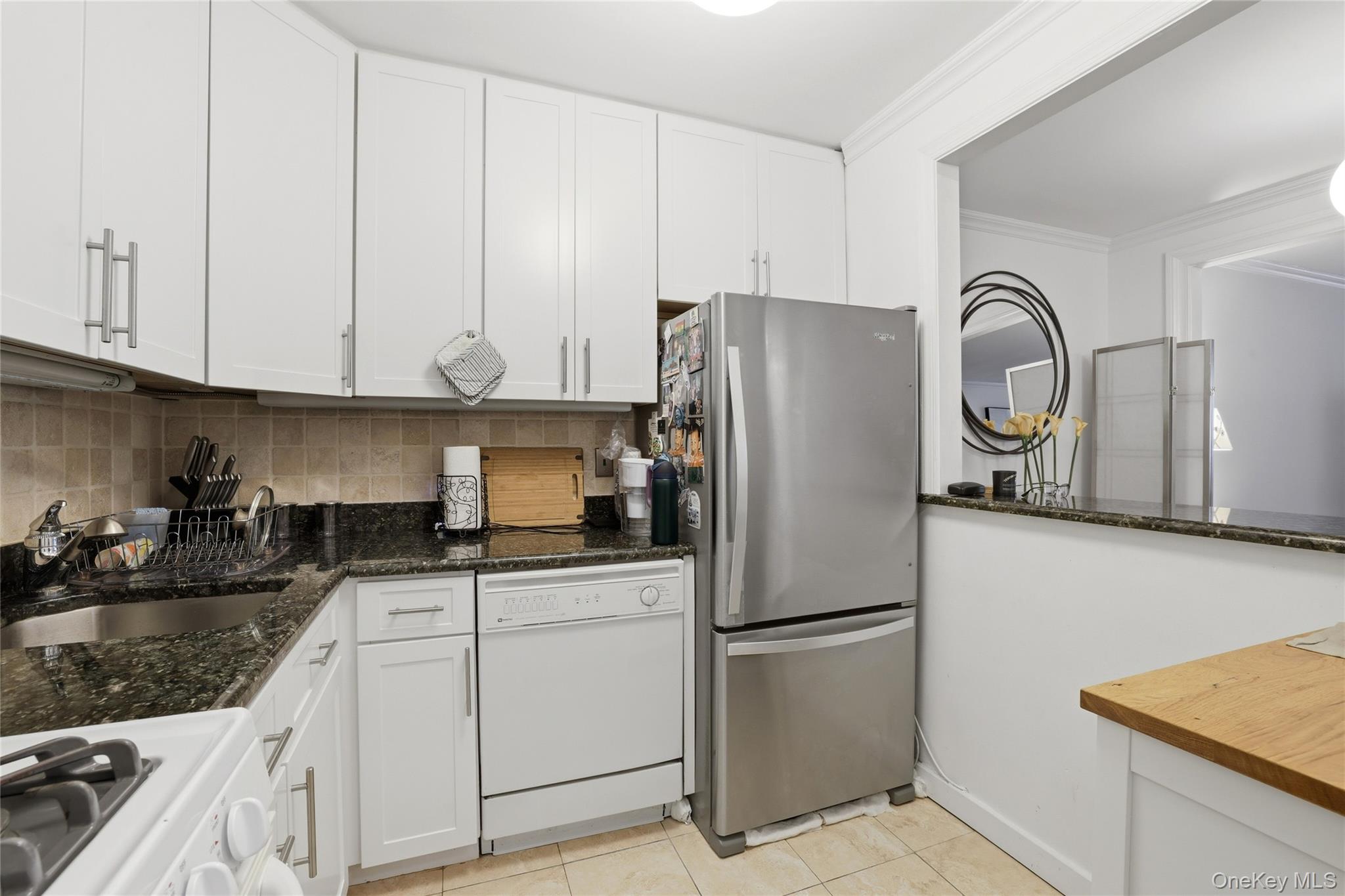 337 E 50th Street 2e Property Photo 7
