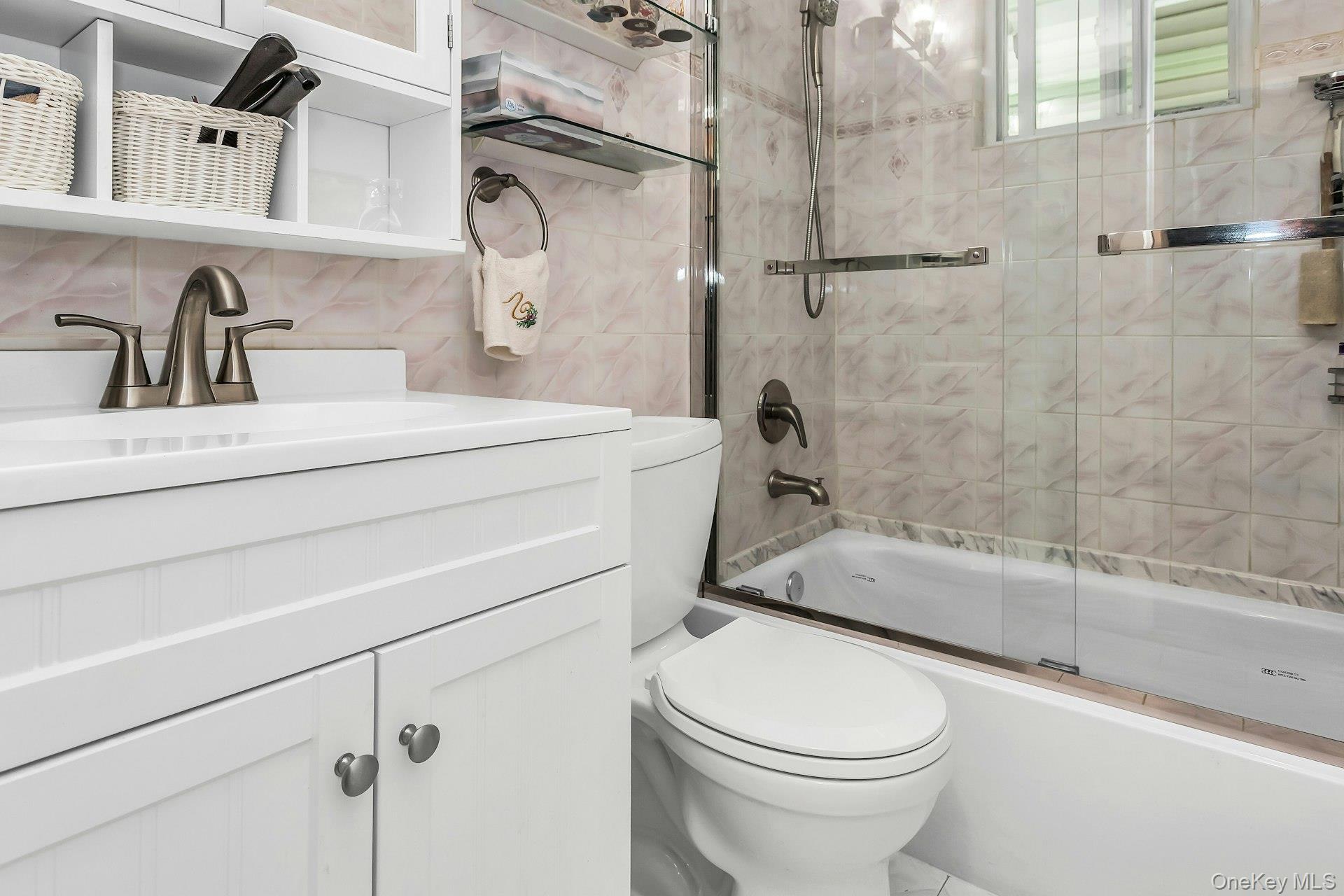 93 Gilroy Avenue Property Photo 15