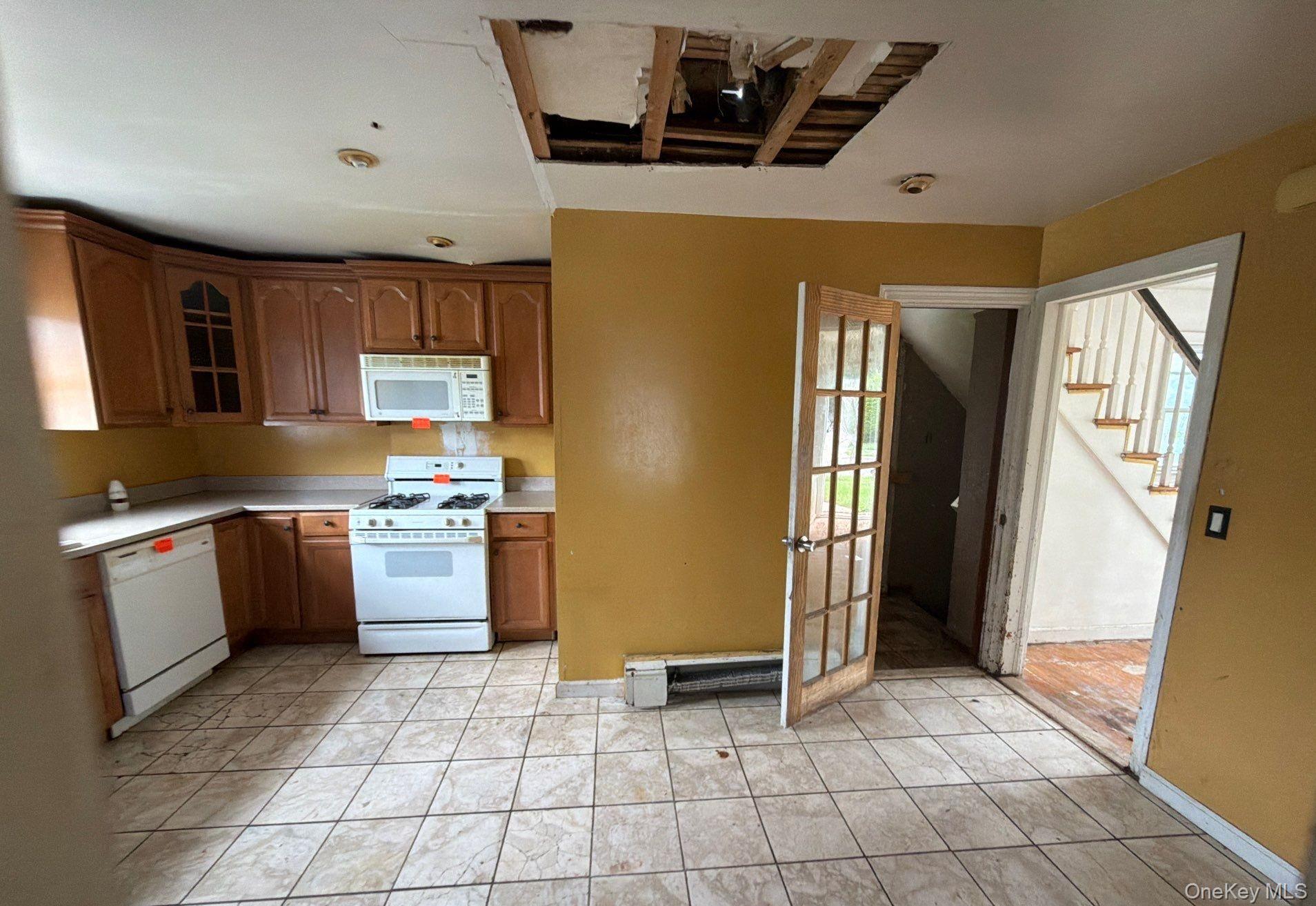 79 Elmwood Avenue Property Photo 6