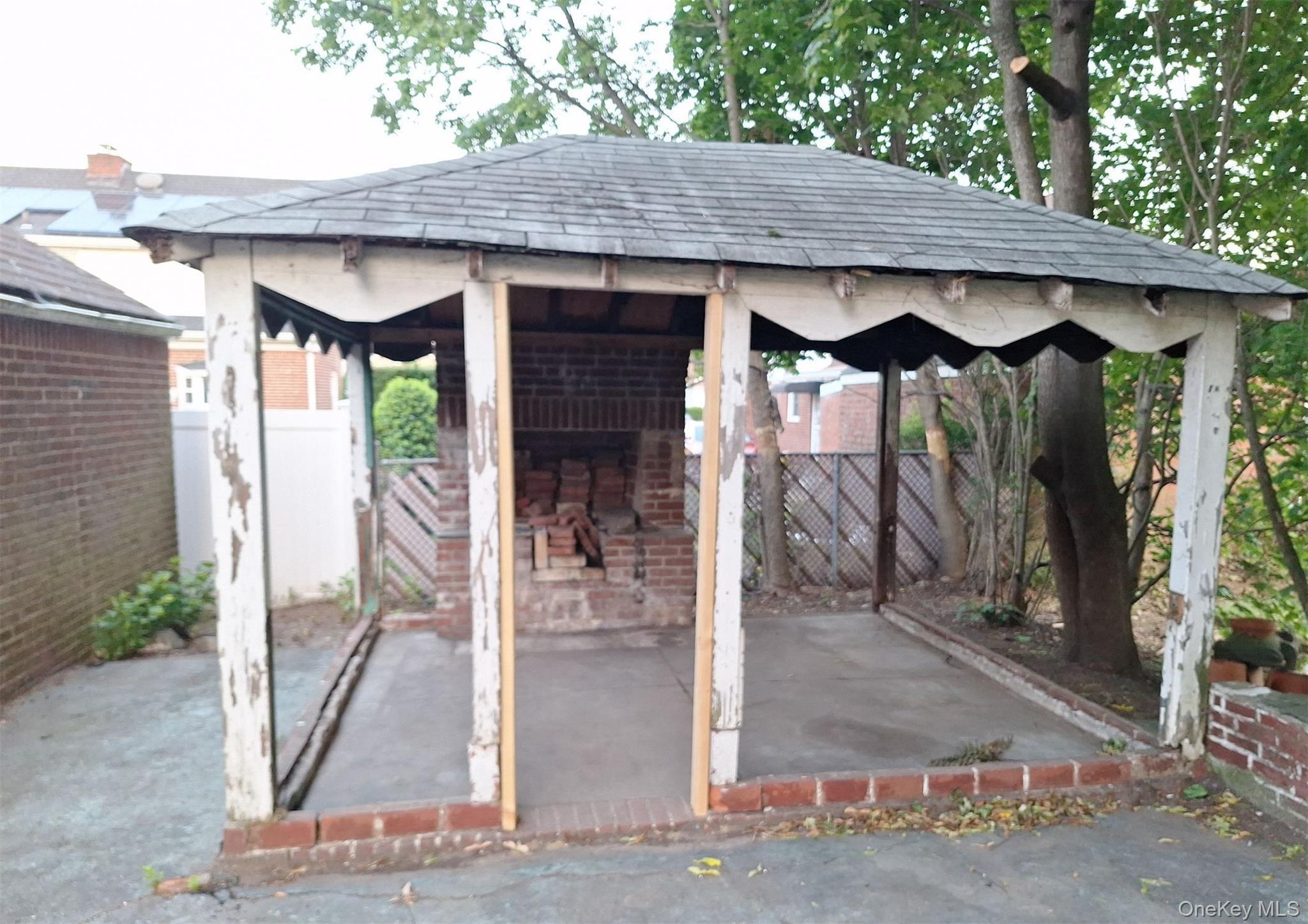 79 Elmwood Avenue Property Photo 14