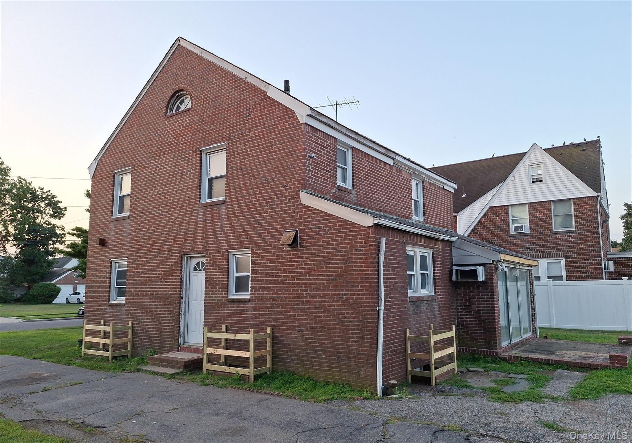 79 Elmwood Avenue Property Photo 15