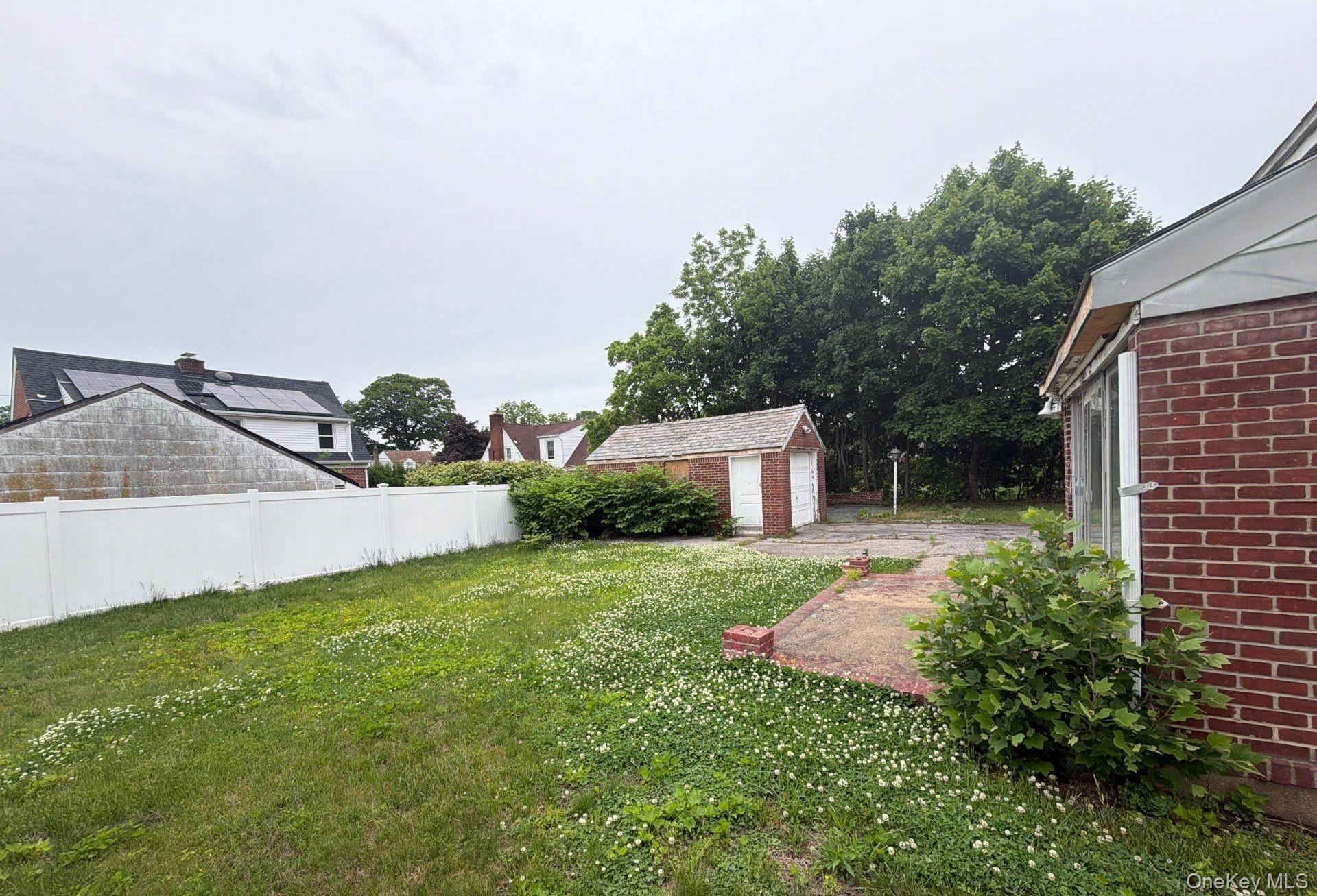 79 Elmwood Avenue Property Photo 17
