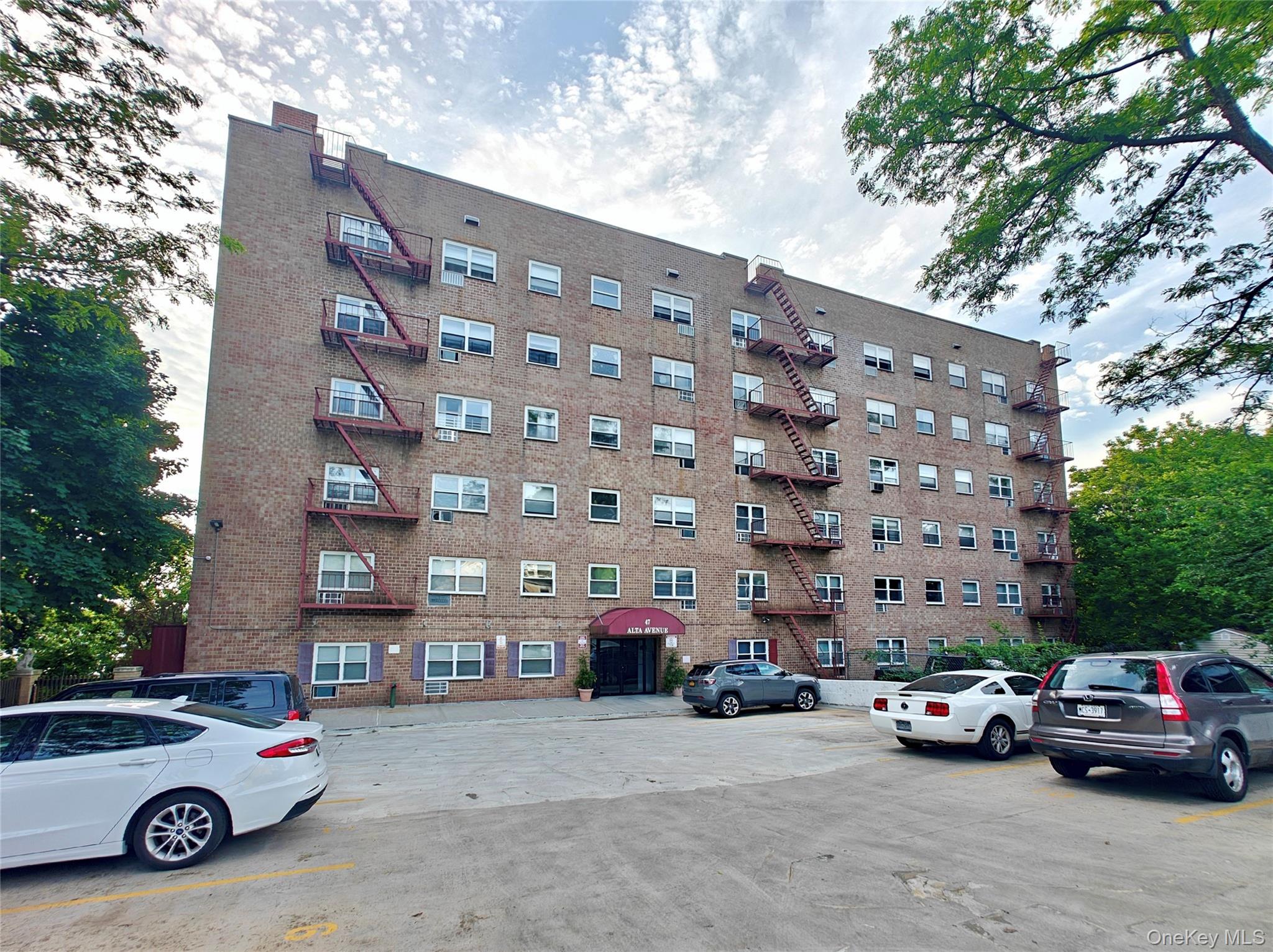 47 Alta Avenue 3C Property Photo 1