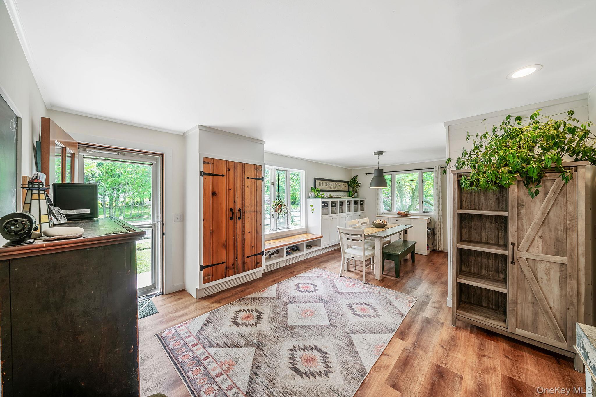 8 Hill Street Property Photo 3