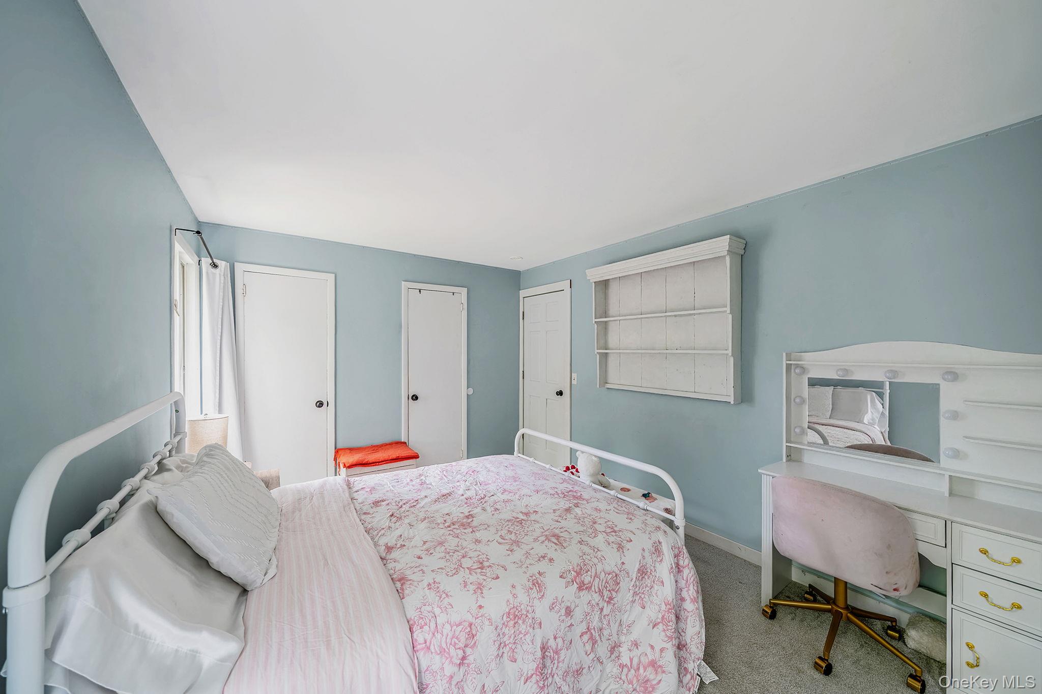 8 Hill Street Property Photo 14