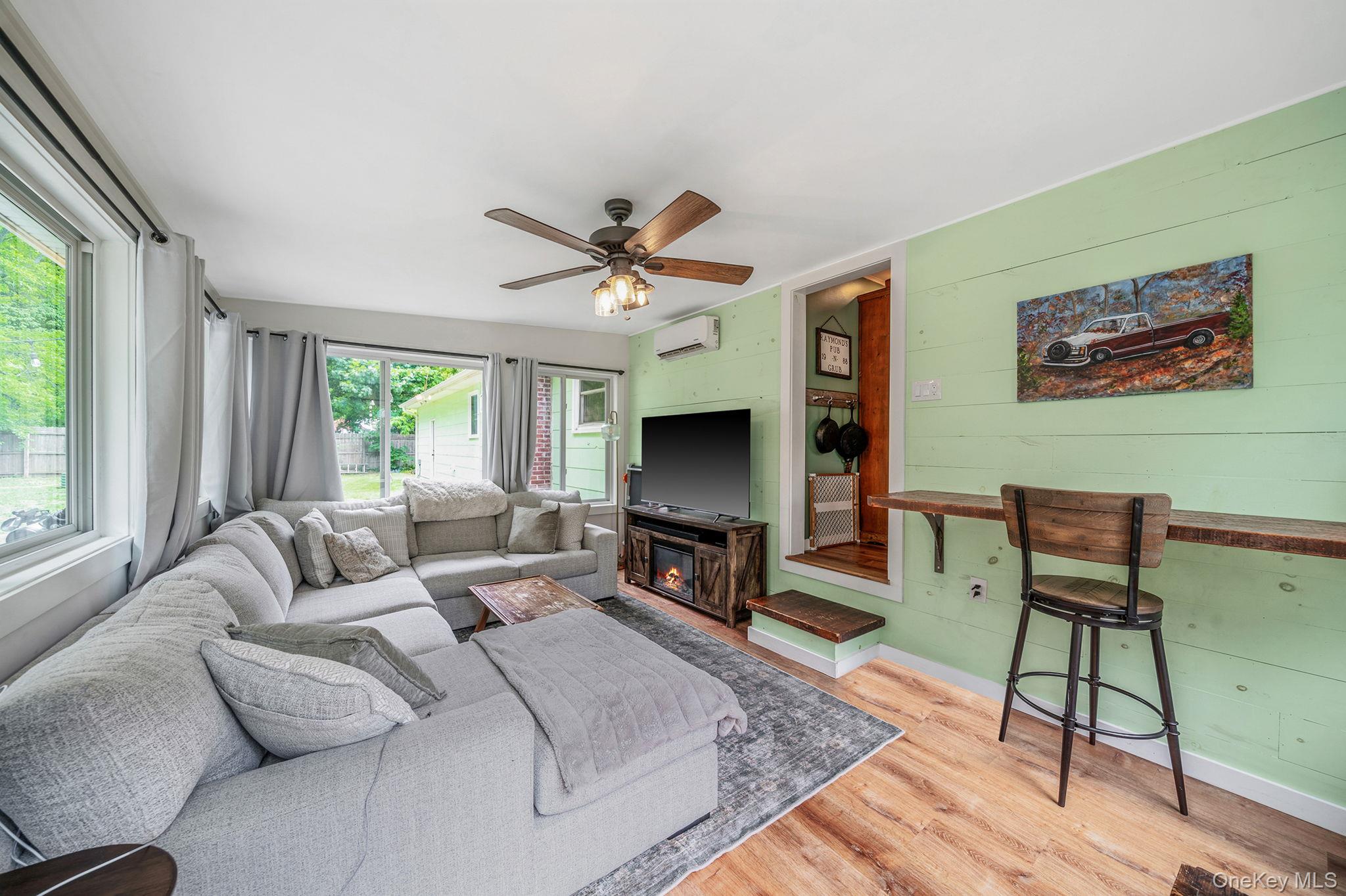 8 Hill Street Property Photo 16