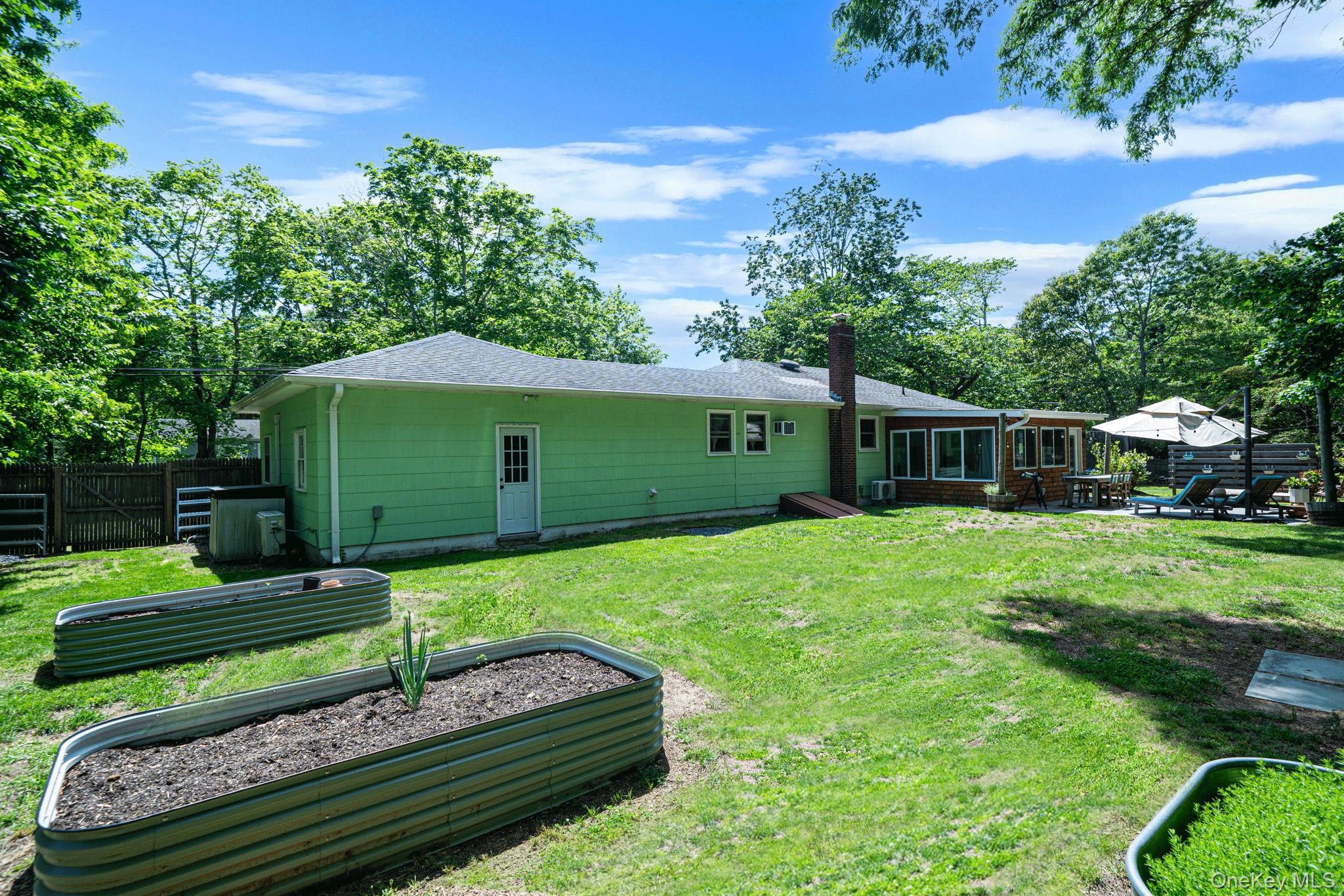 8 Hill Street Property Photo 21