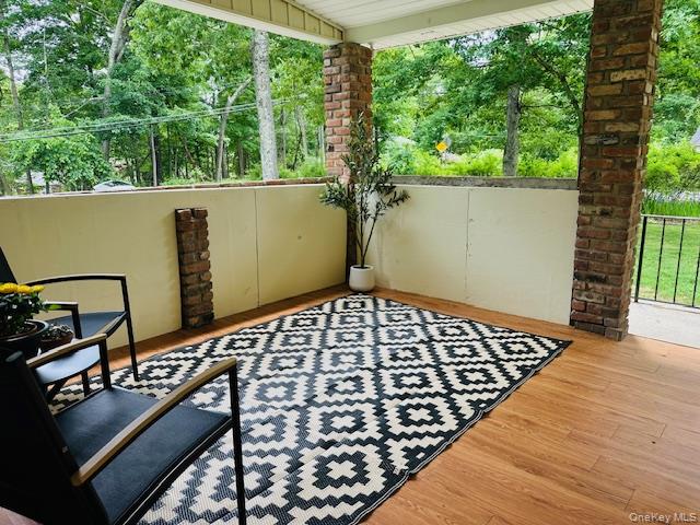 15 Roanoke Road Property Photo 3