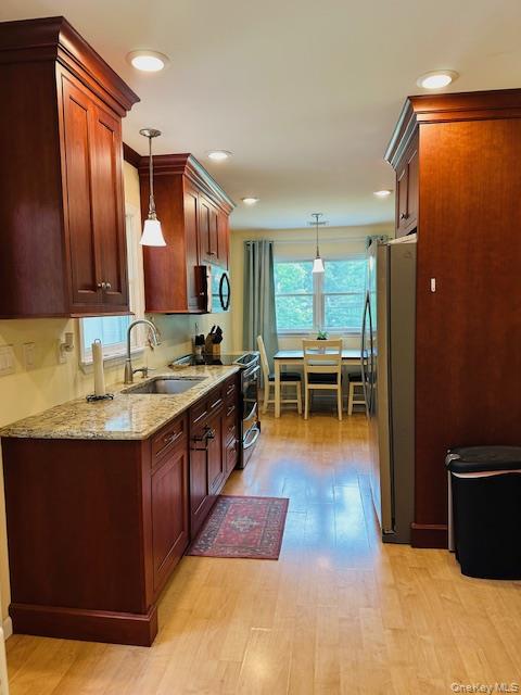 15 Roanoke Road Property Photo 5