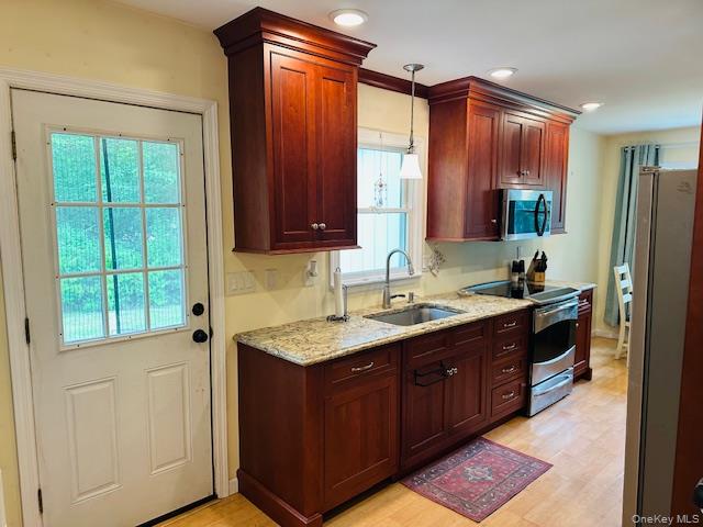 15 Roanoke Road Property Photo 6