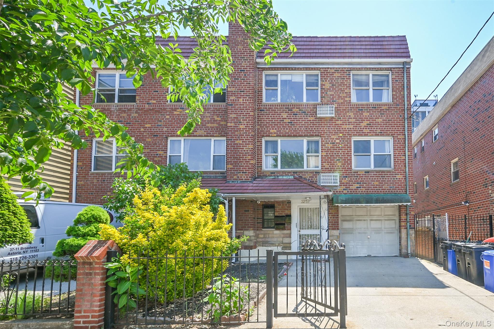 32-69 38th Street Property Photo 1