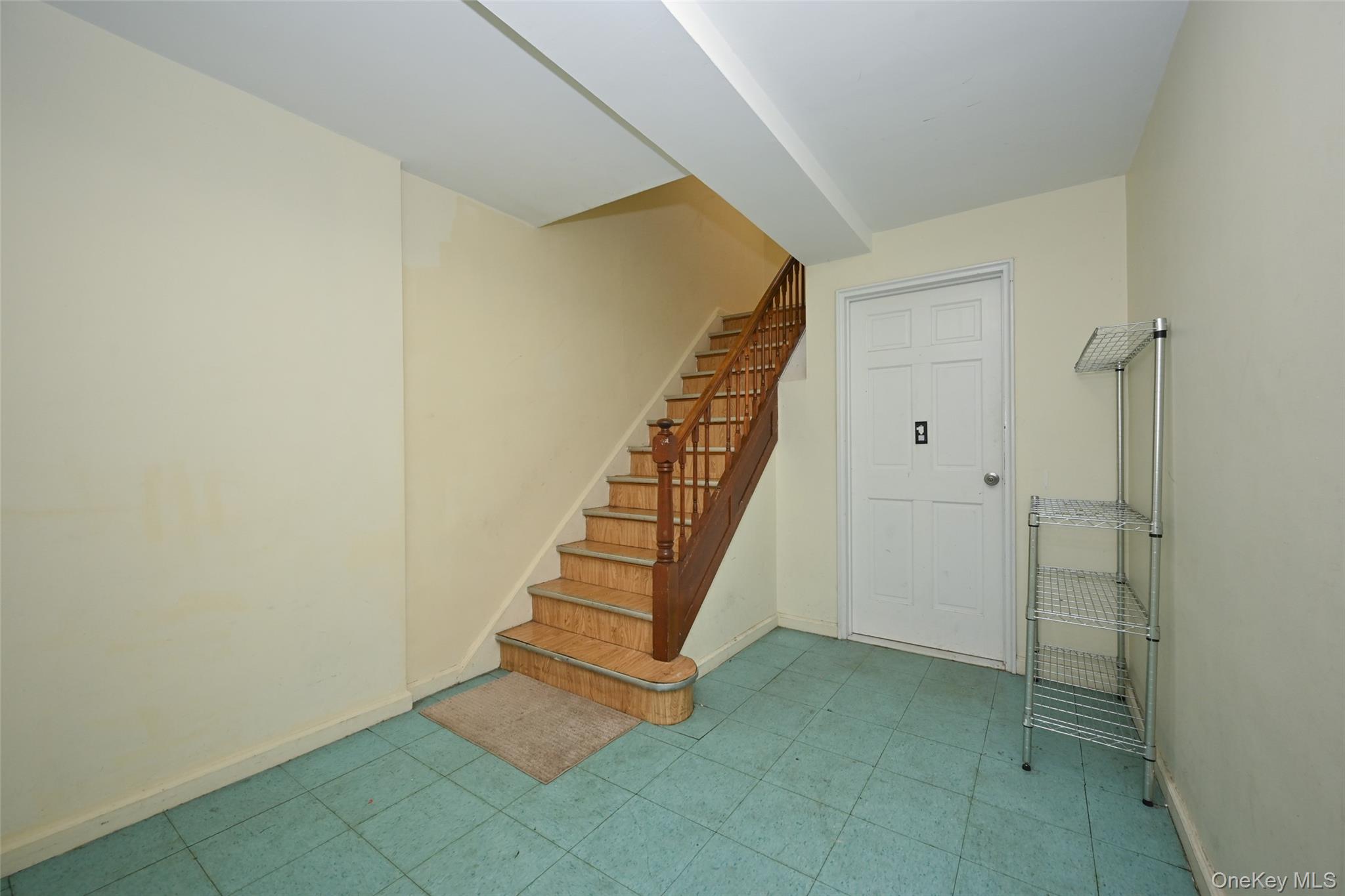 32-69 38th Street Property Photo 5