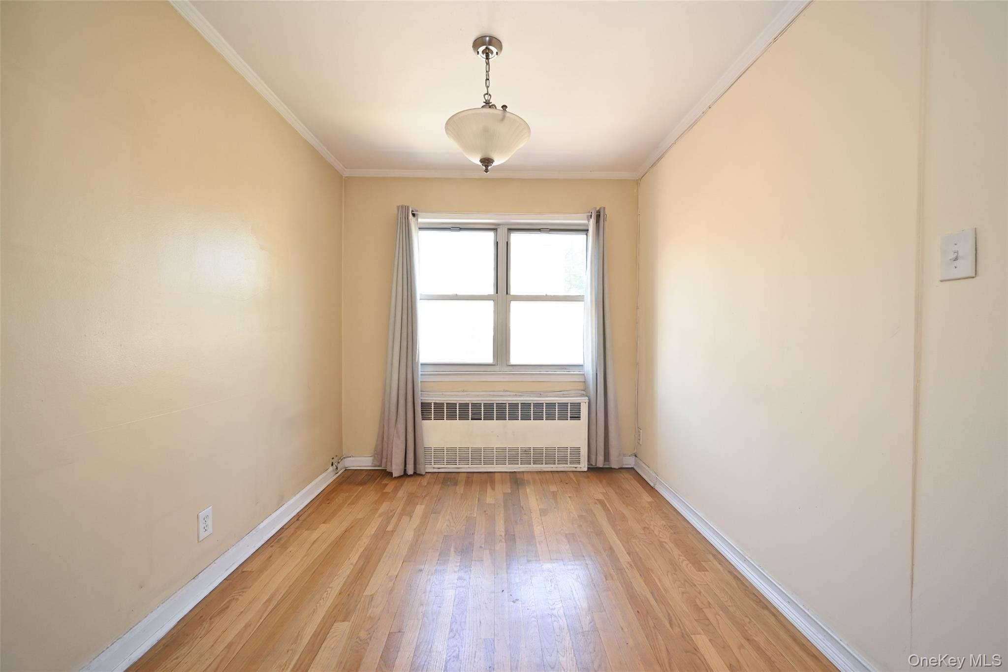 32-69 38th Street Property Photo 10