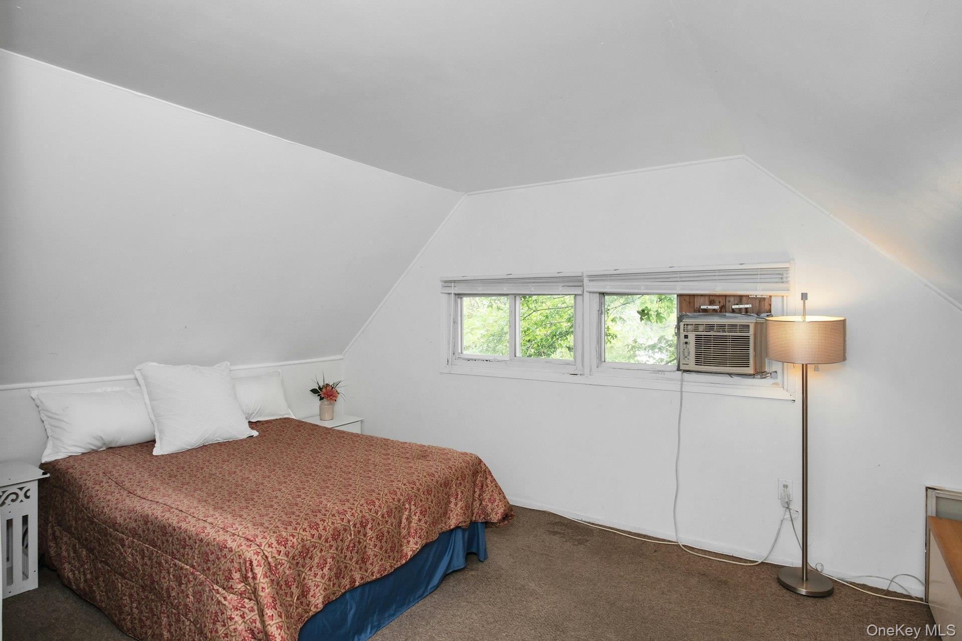 53 Elves Lane Property Photo 17