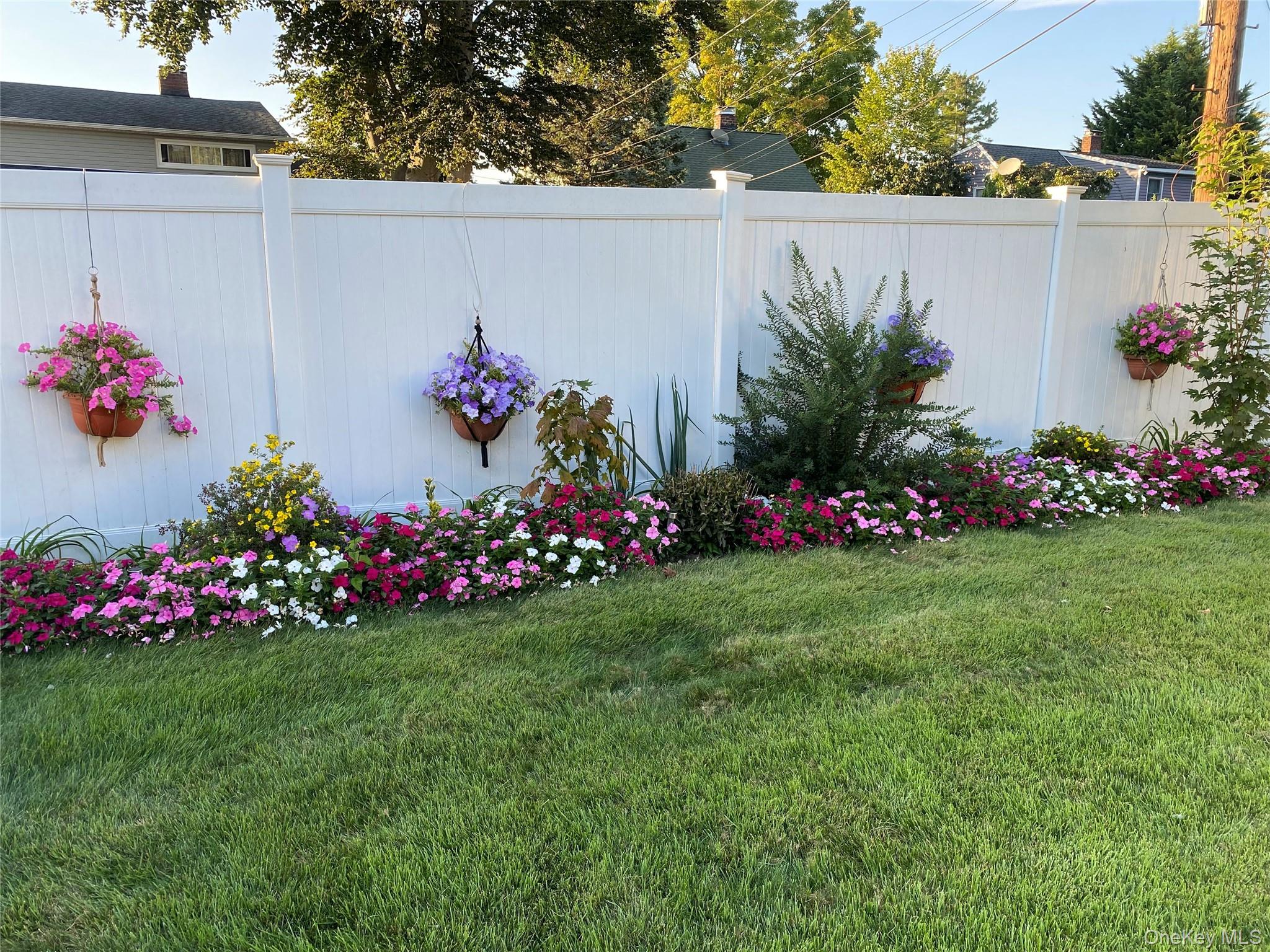 53 Elves Lane Property Photo 29