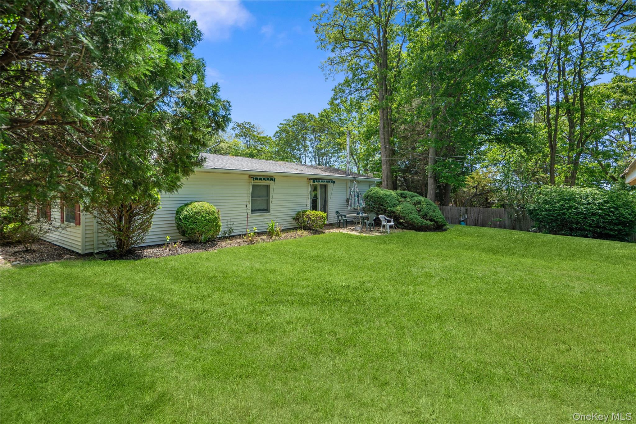 14 Campus Drive Property Photo 20