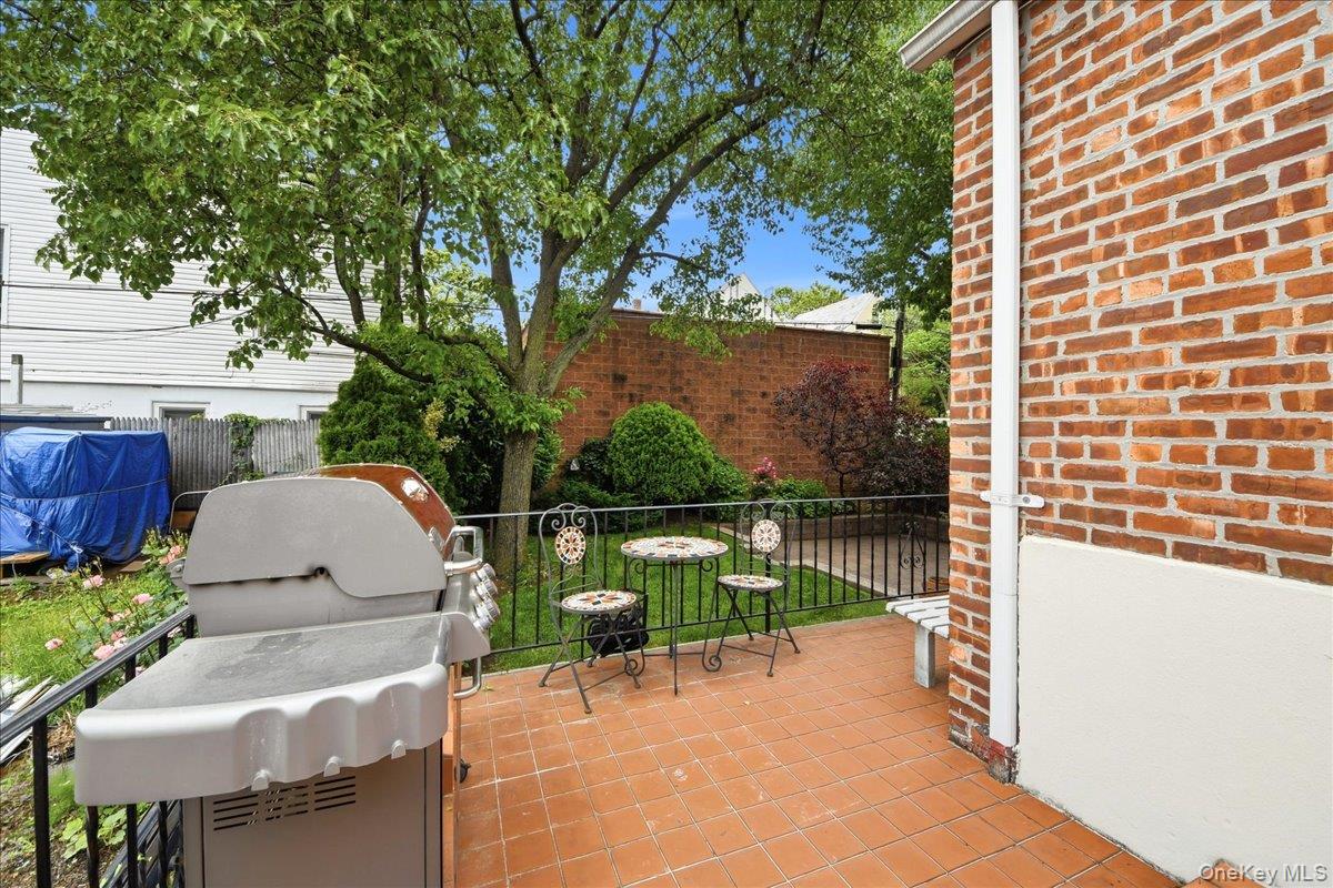1843 Yates Avenue Property Photo 30