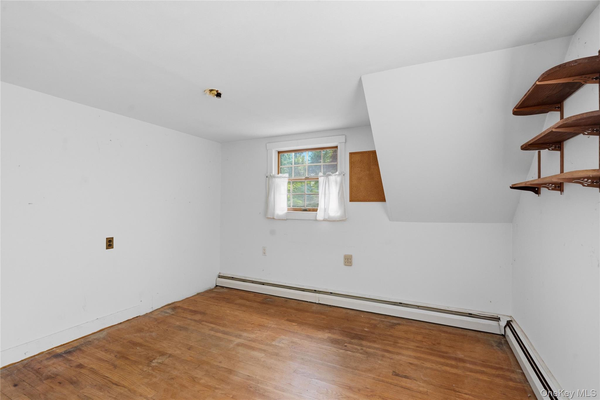 4 Russett Lane Property Photo 32