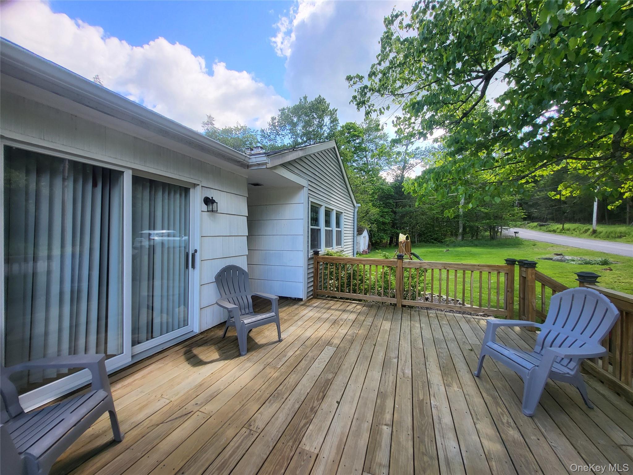 286 Dingle Daisy Road Property Photo 6