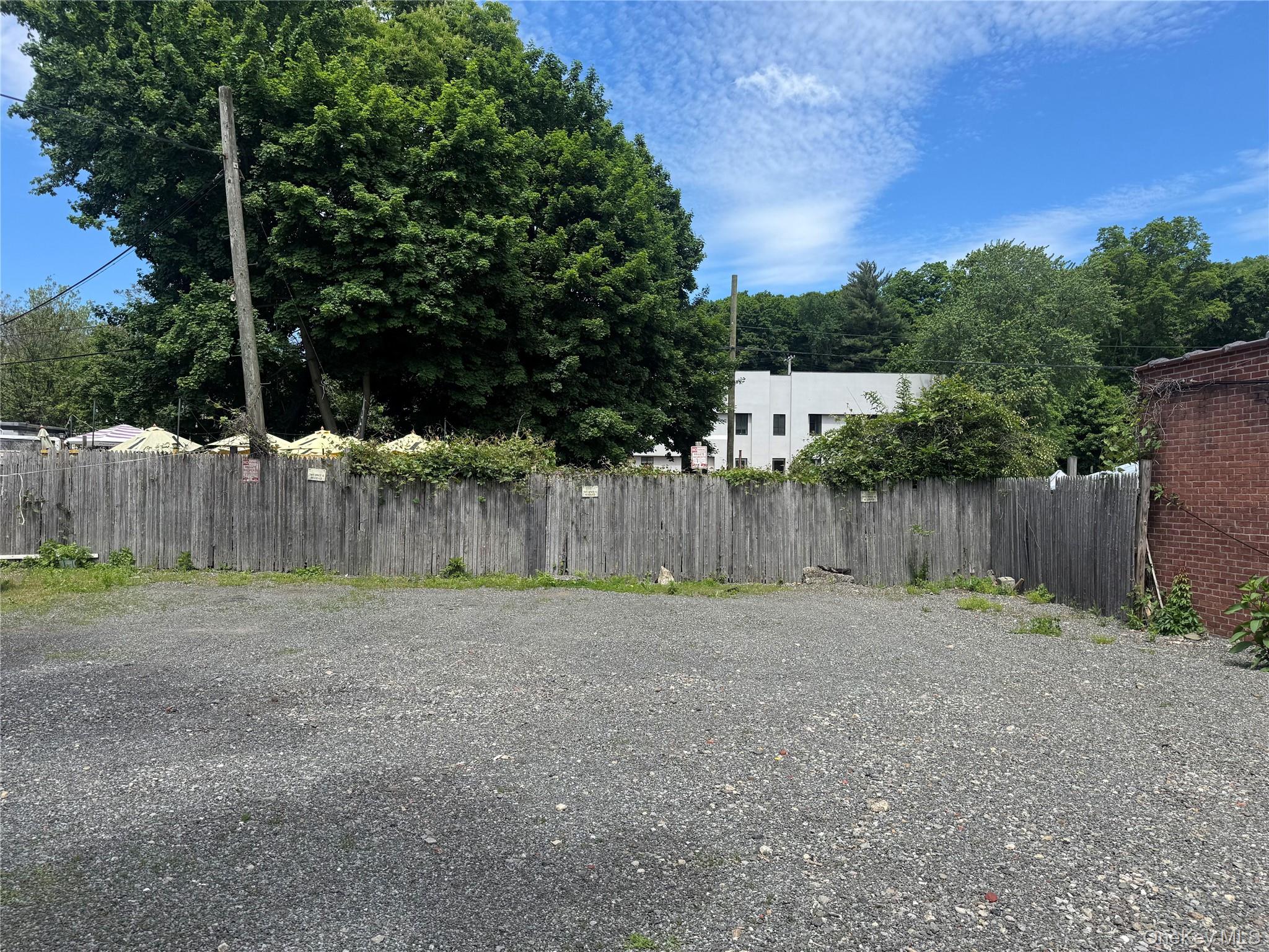 21 King Street Property Photo 8