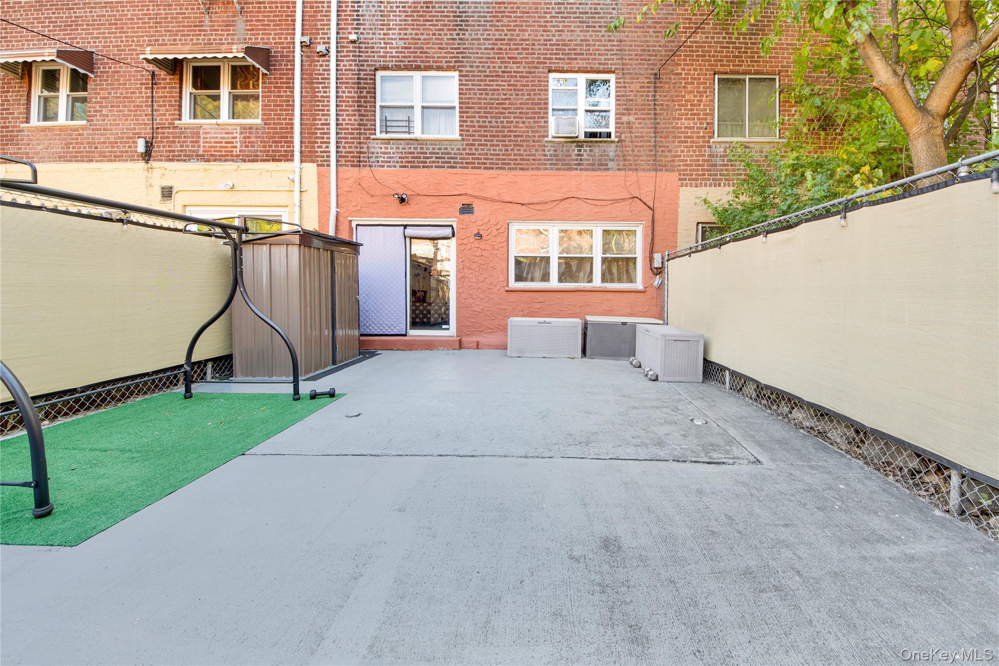 437 Torry Avenue Property Photo 16