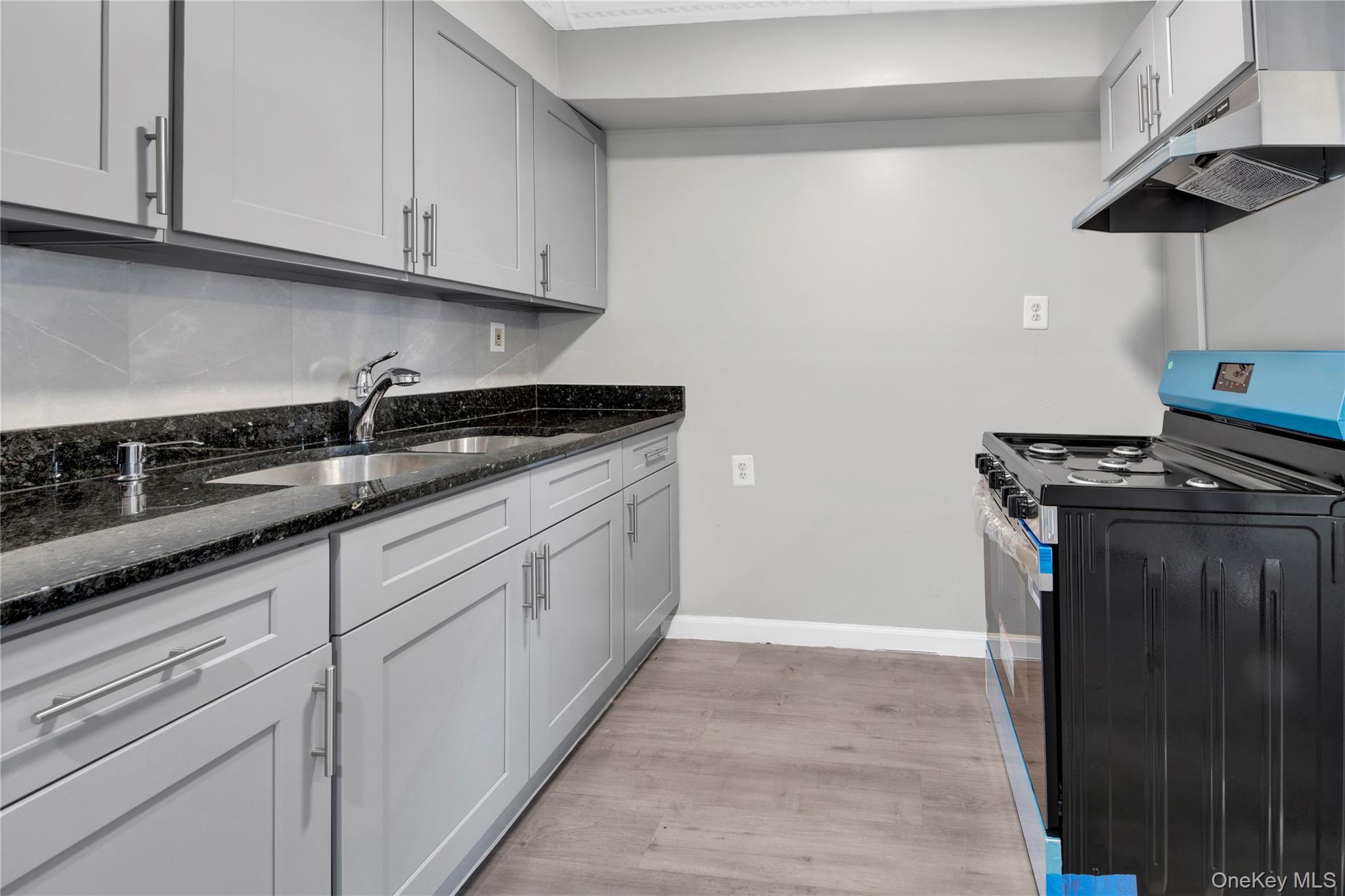 437 Torry Avenue Property Photo 25
