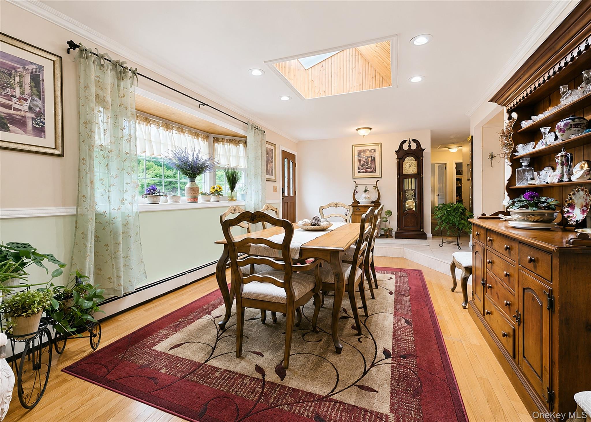 9 Holly Street Property Photo 5