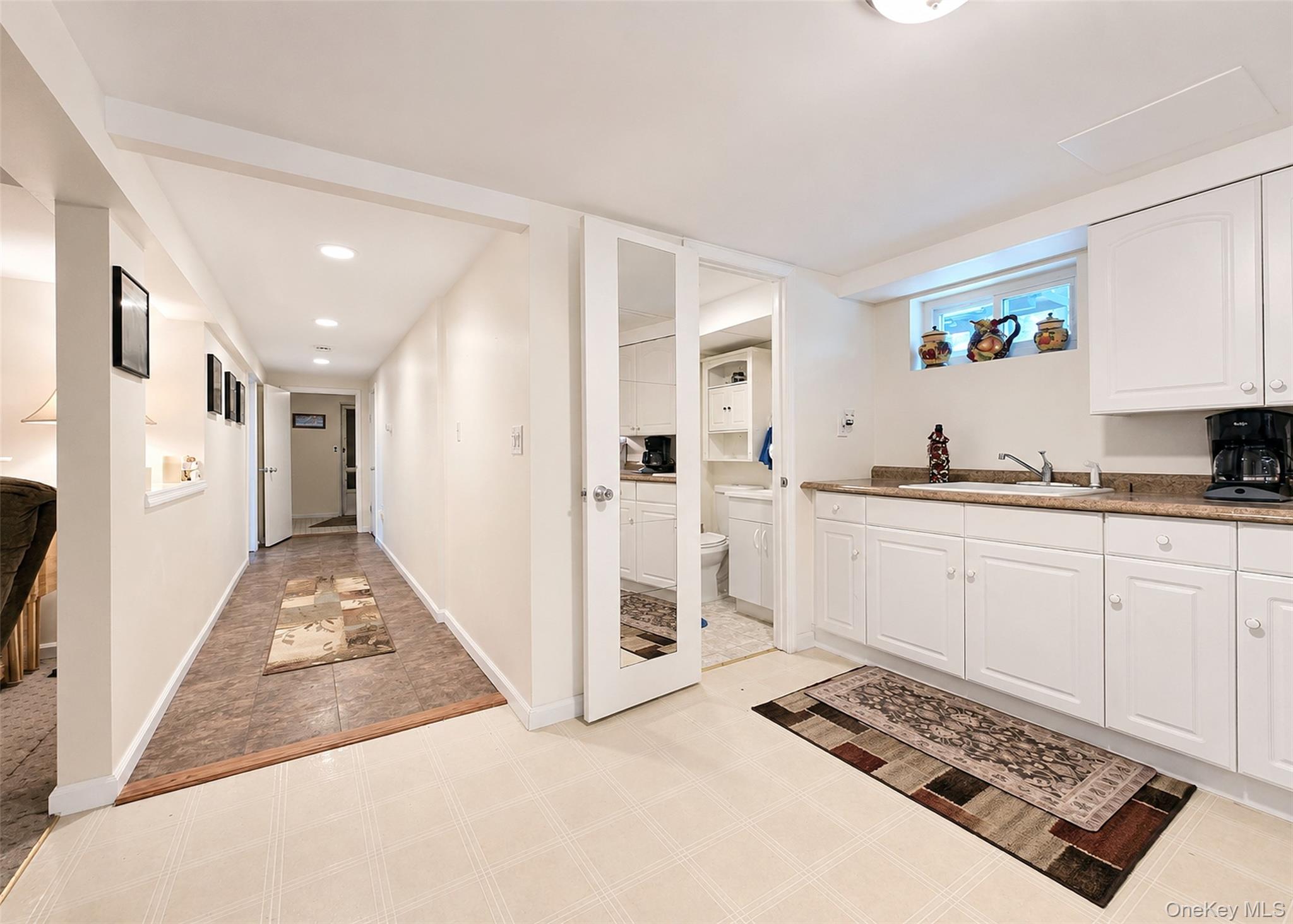 9 Holly Street Property Photo 15