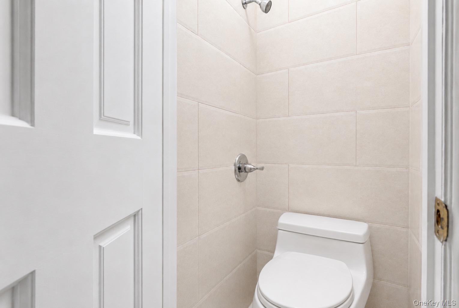 88-11 Elmhurst Avenue A11 Property Photo 12
