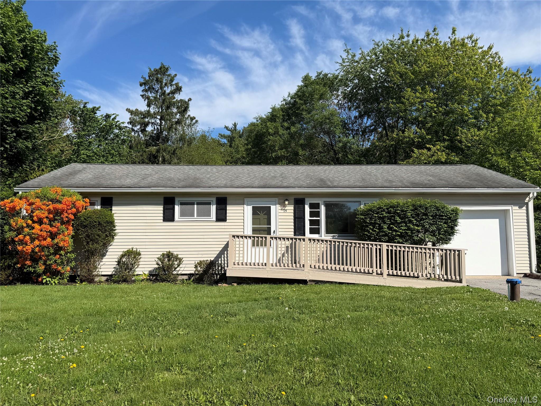 25 Gilbert Drive Property Photo 1